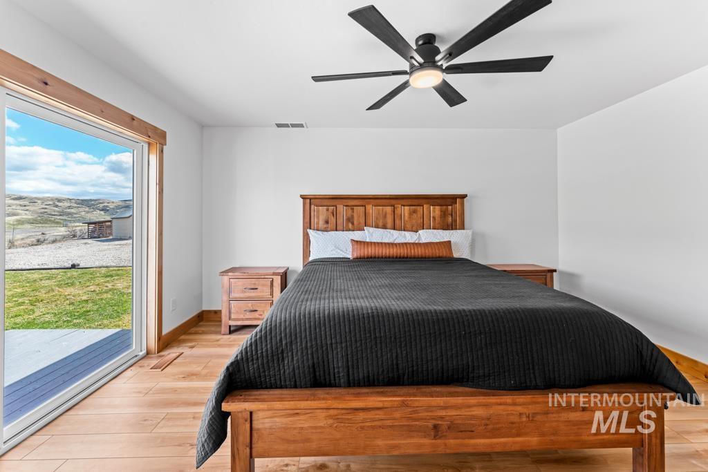 2132 Corral Road, Emmett, Idaho 83617, 3 Bedrooms, 2 Bathrooms, Residential For Sale, Price $835,000,MLS 98975596