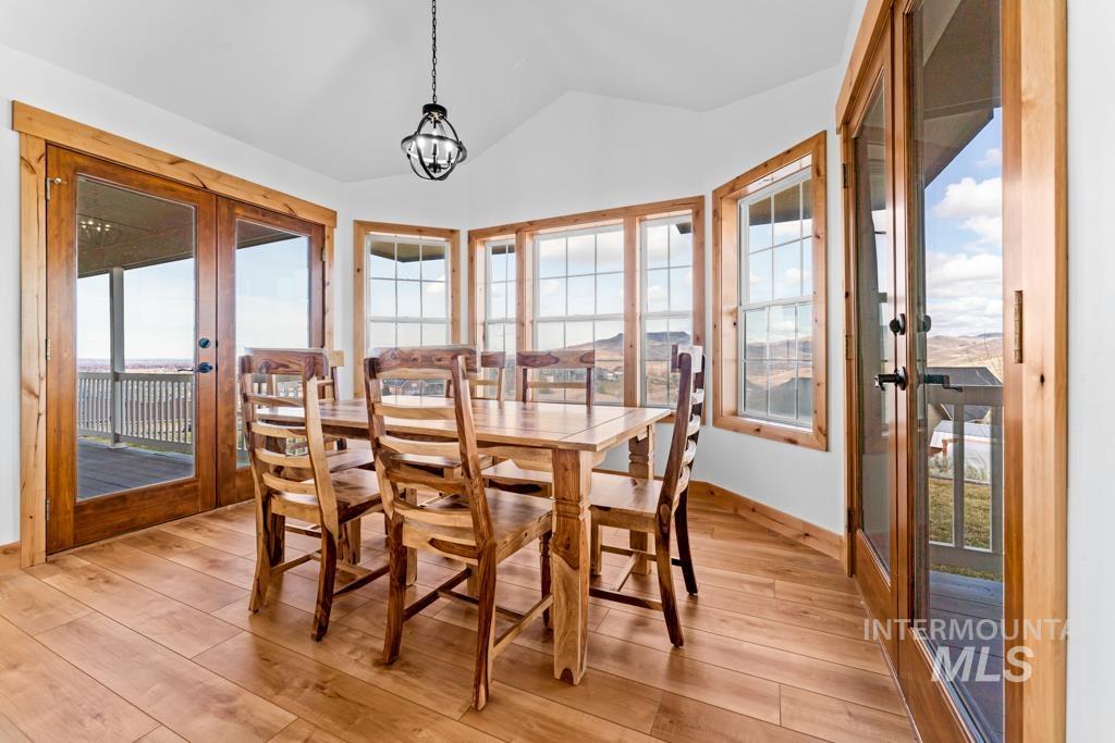 2132 Corral Road, Emmett, Idaho 83617, 3 Bedrooms, 2 Bathrooms, Residential For Sale, Price $835,000,MLS 98975596