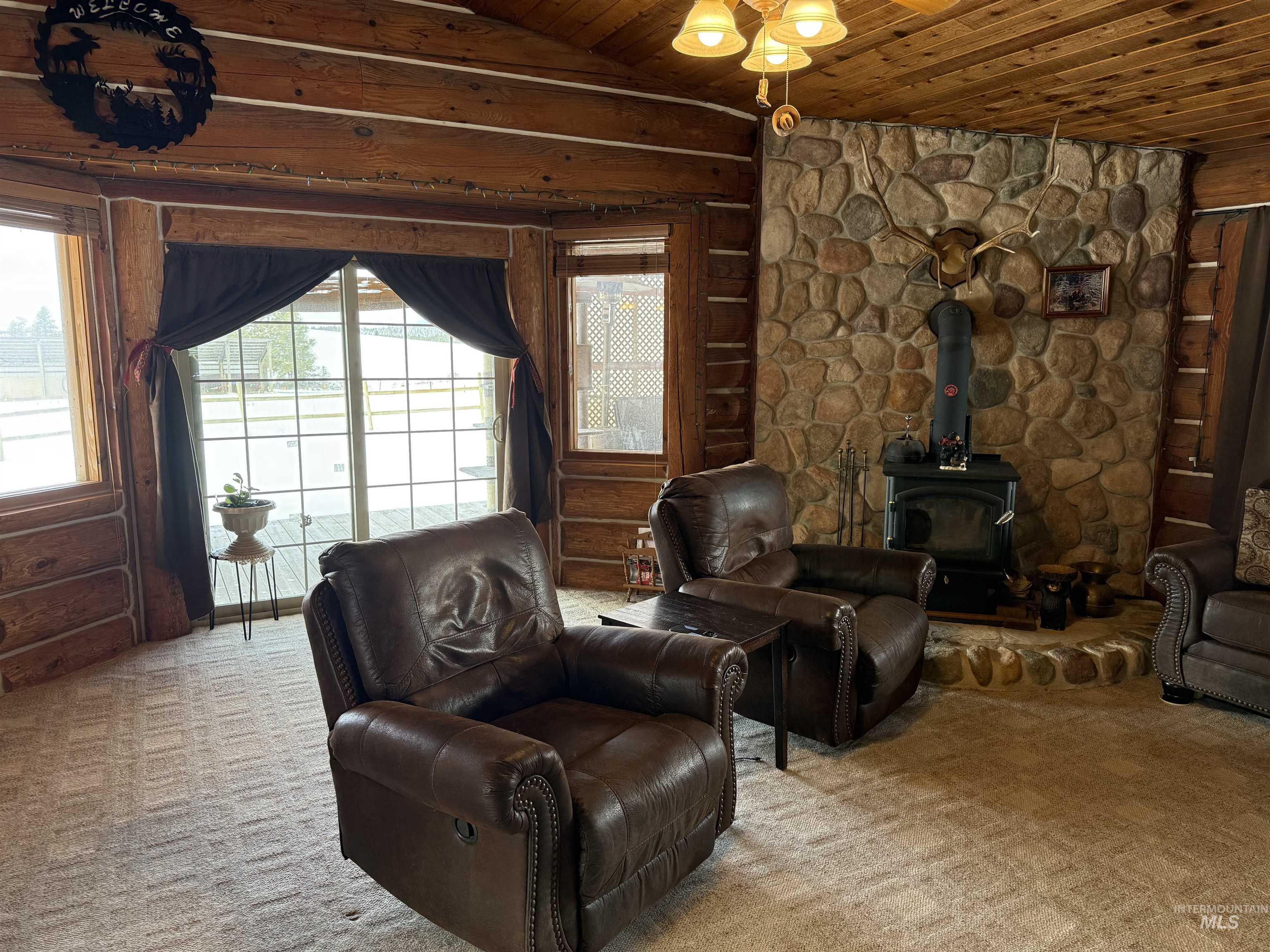 4370 Hwy 8, Troy, Idaho 83871, 3 Bedrooms, 2 Bathrooms, Residential For Sale, Price $769,000,MLS 98975598