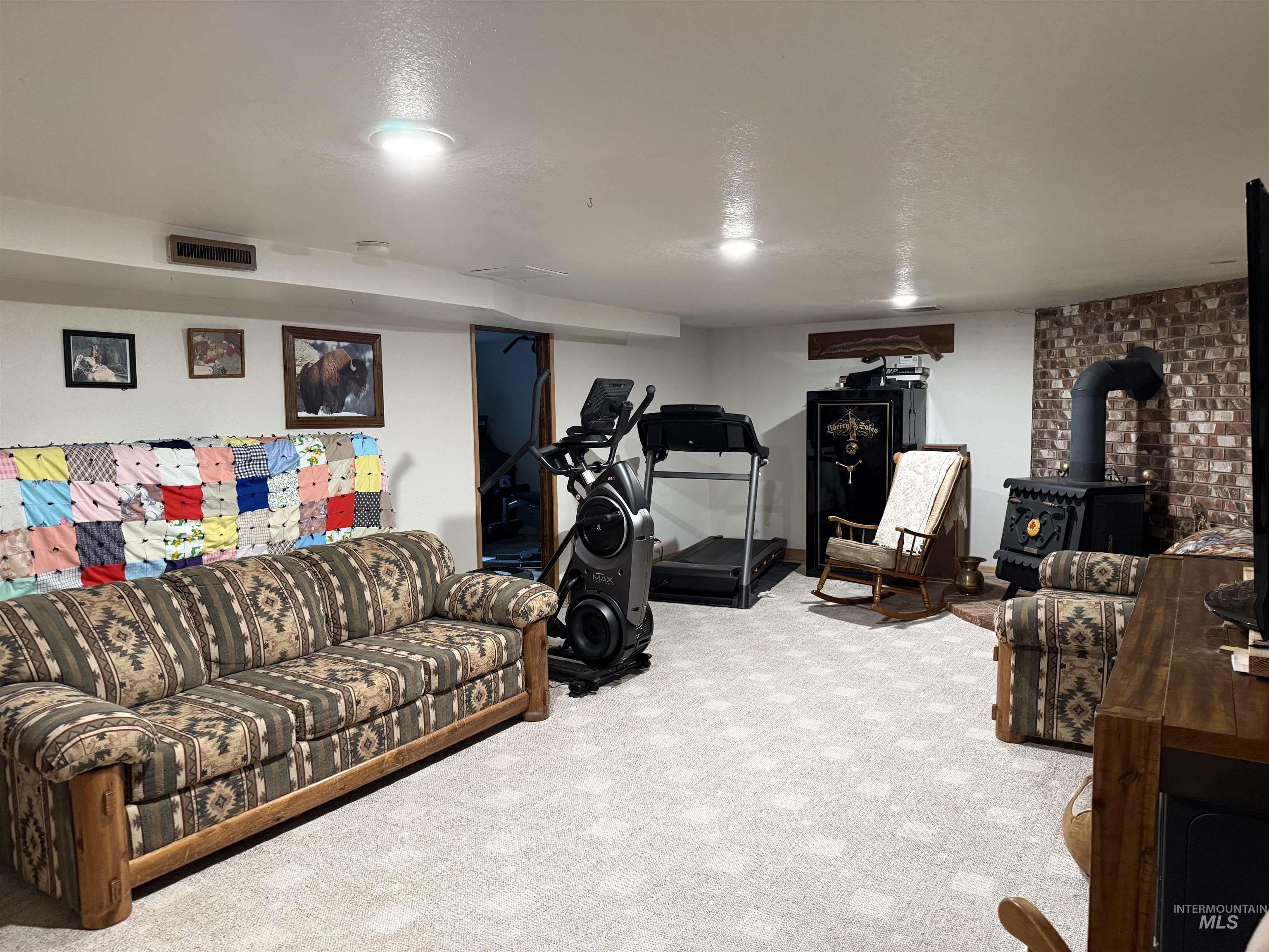 4370 Hwy 8, Troy, Idaho 83871, 3 Bedrooms, 2 Bathrooms, Residential For Sale, Price $769,000,MLS 98975598