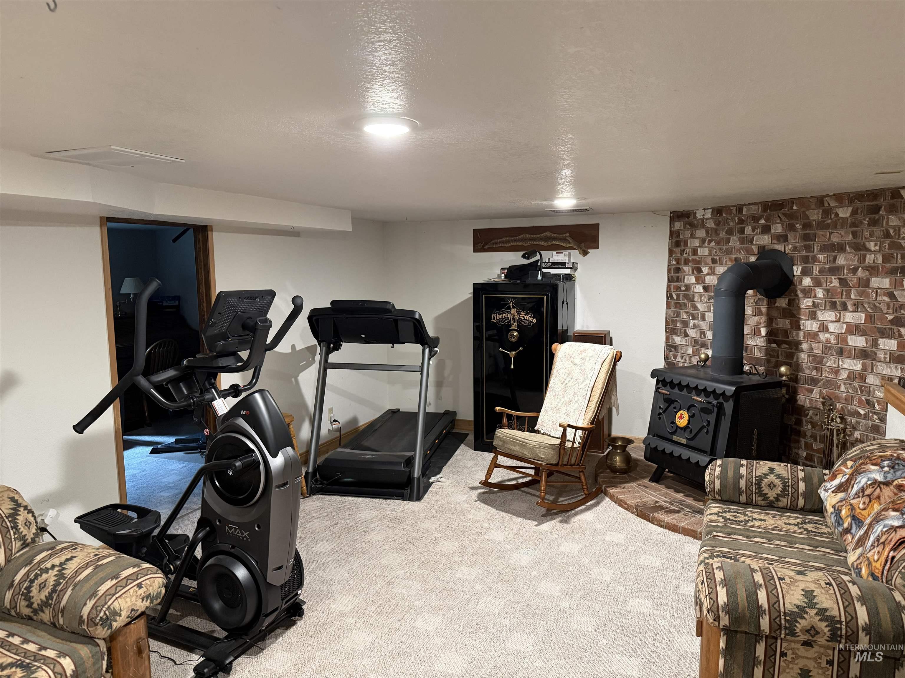 4370 Hwy 8, Troy, Idaho 83871, 3 Bedrooms, 2 Bathrooms, Residential For Sale, Price $769,000,MLS 98975598