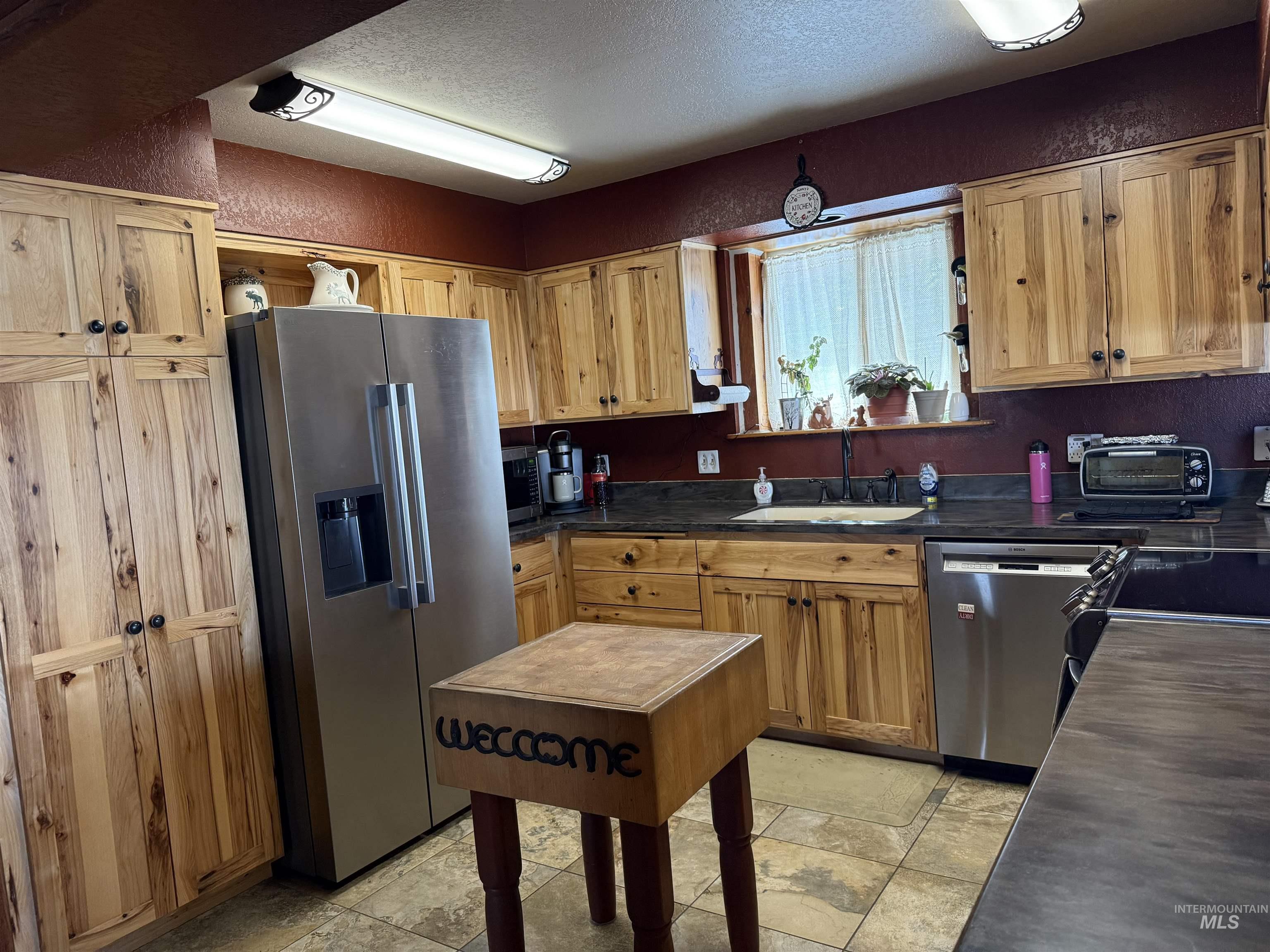 4370 Hwy 8, Troy, Idaho 83871, 3 Bedrooms, 2 Bathrooms, Residential For Sale, Price $769,000,MLS 98975598