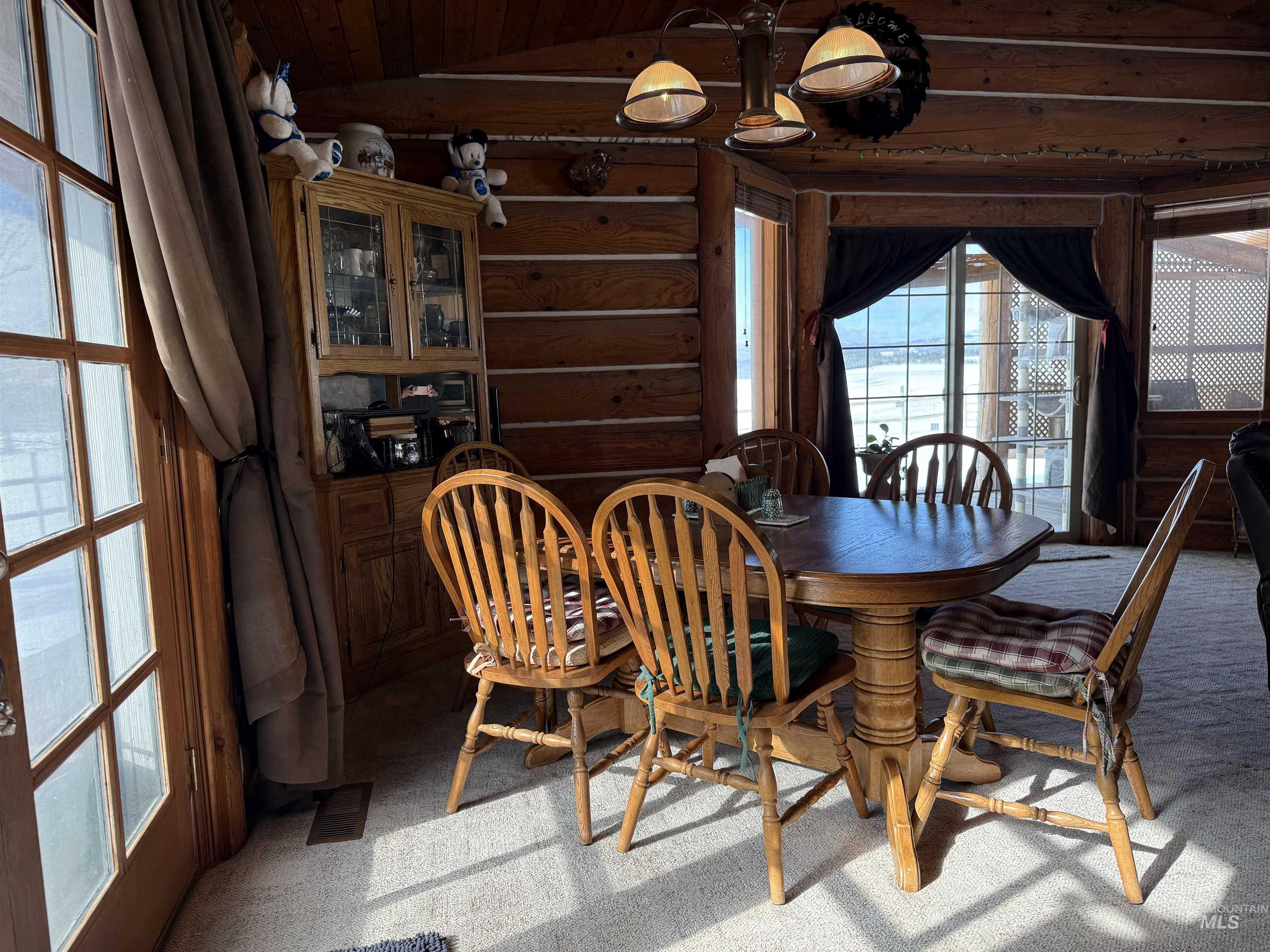 4370 Hwy 8, Troy, Idaho 83871, 3 Bedrooms, 2 Bathrooms, Residential For Sale, Price $769,000,MLS 98975598