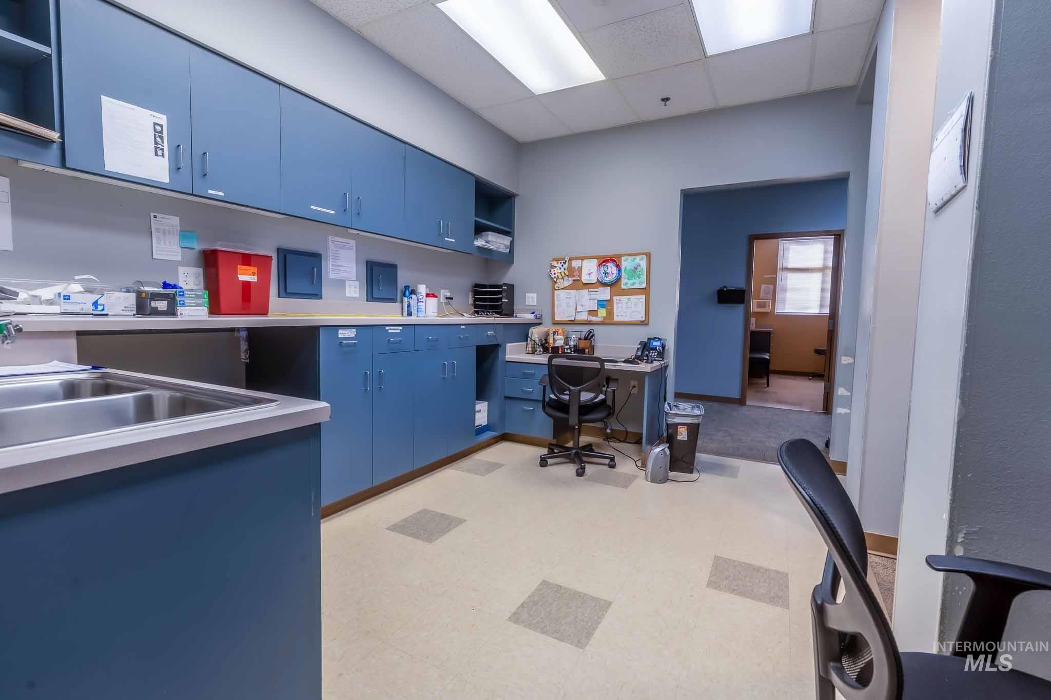 1825 S Kimball Ave, Caldwell, Idaho 83605, 14 Rooms, Business/Commercial For Sale, Price $1,300,000, 98975599