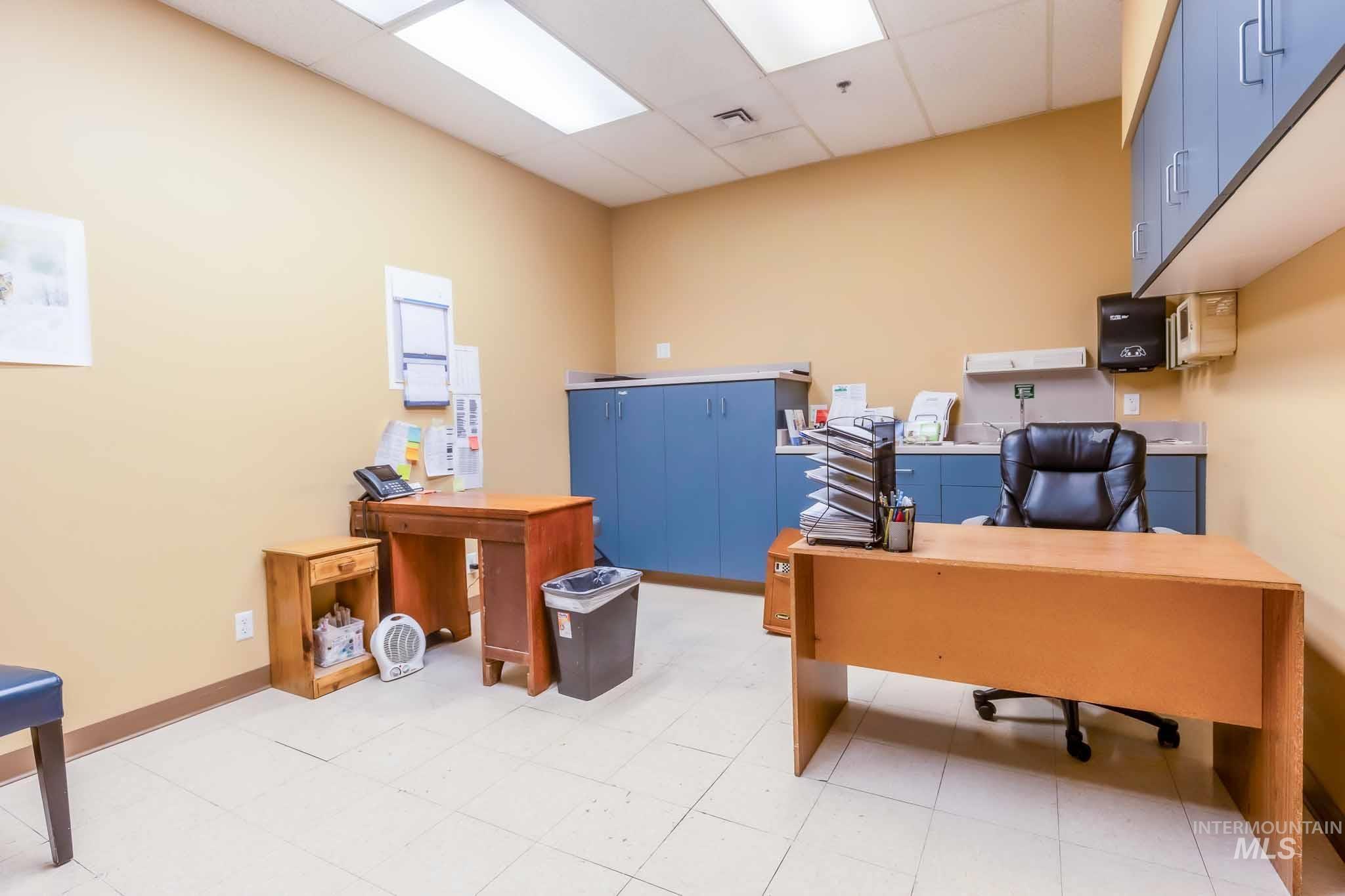 1825 S Kimball Ave, Caldwell, Idaho 83605, 14 Rooms, Business/Commercial For Sale, Price $1,300,000, 98975599