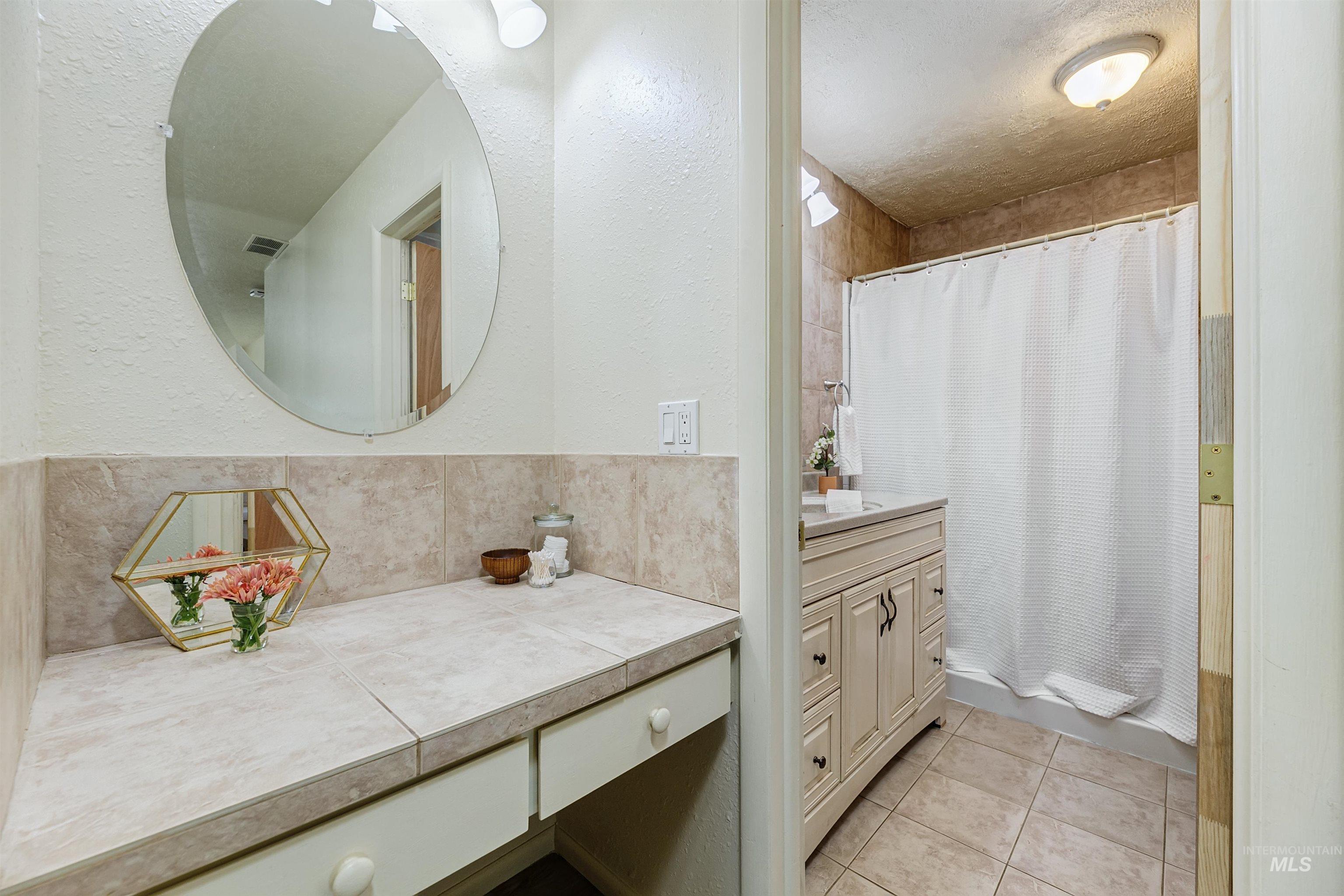 2248 E Sadie Dr, Eagle, Idaho 83616, 3 Bedrooms, 2 Bathrooms, Residential For Sale, Price $515,000,MLS 98975602