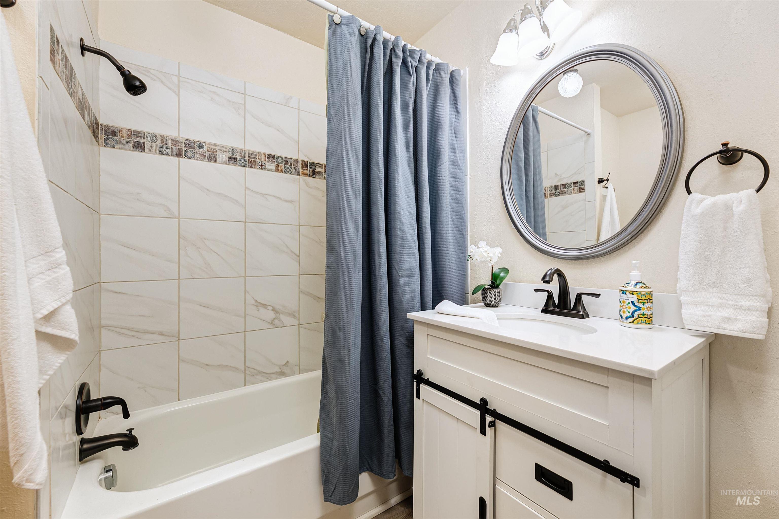 2248 E Sadie Dr, Eagle, Idaho 83616, 3 Bedrooms, 2 Bathrooms, Residential For Sale, Price $515,000,MLS 98975602