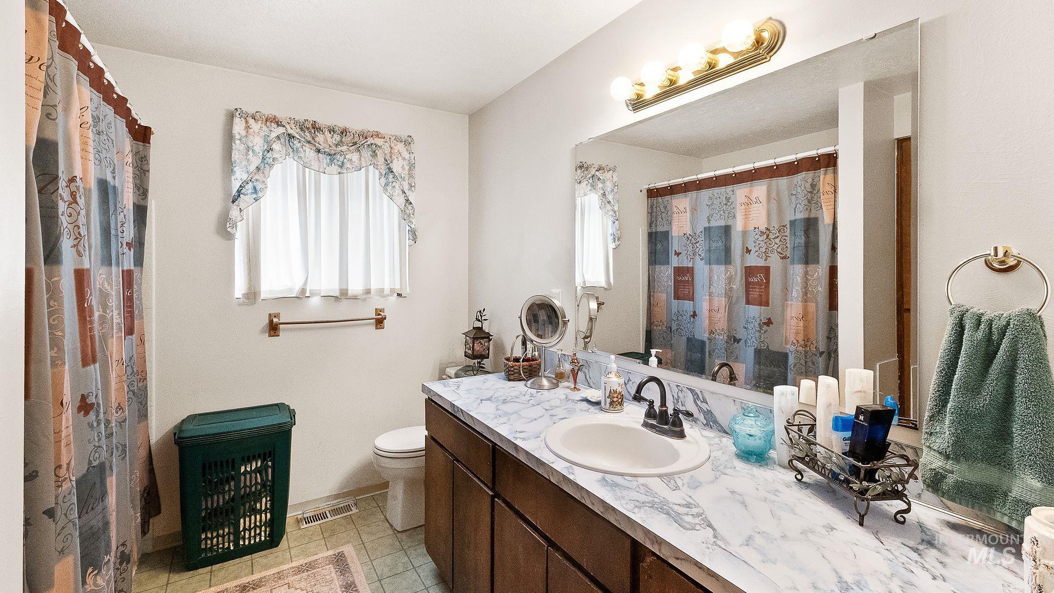 7165 W Diamond St, Boise, Idaho 83709-4942, 4 Bedrooms, 2 Bathrooms, Residential For Sale, Price $599,900, 98975605