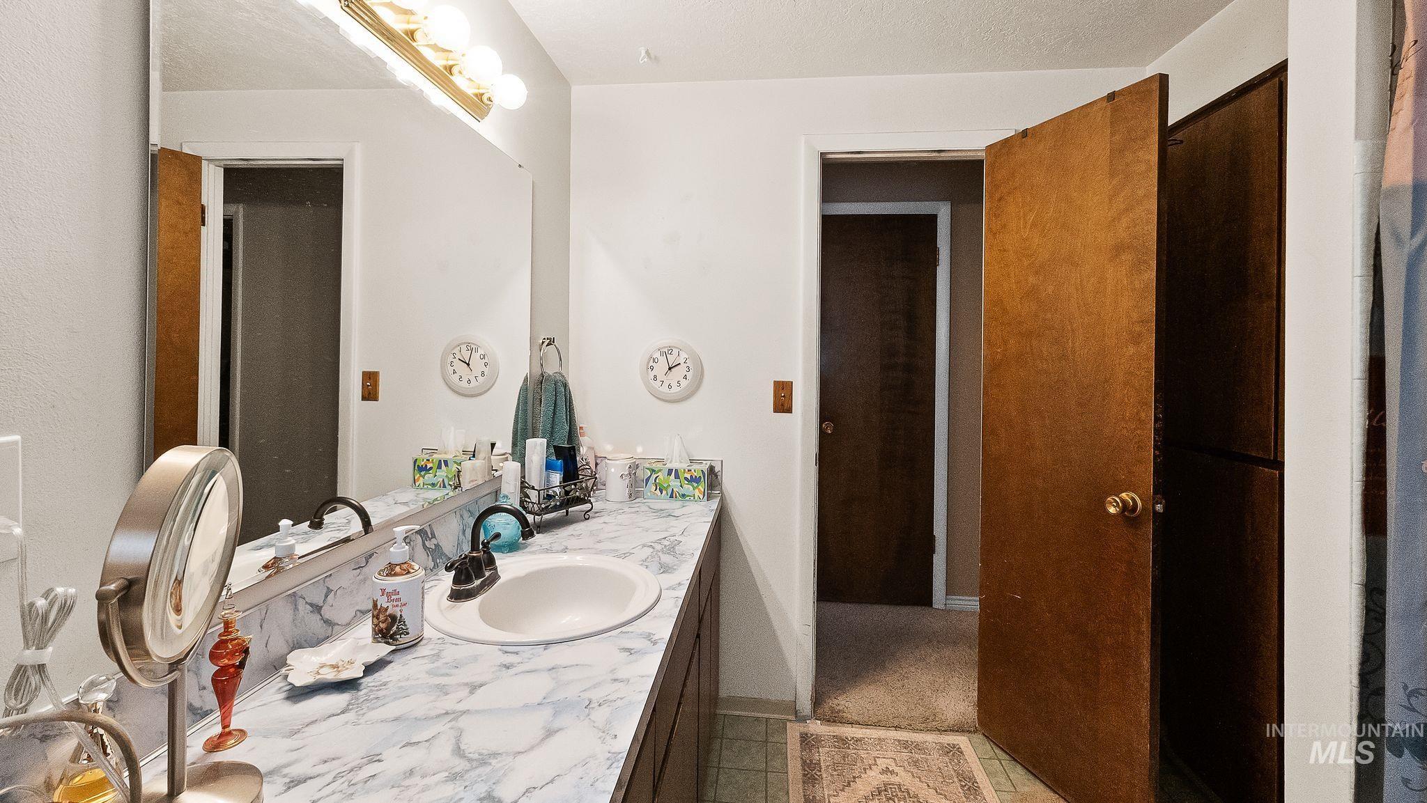 7165 W Diamond St, Boise, Idaho 83709-4942, 4 Bedrooms, 2 Bathrooms, Residential For Sale, Price $599,900, 98975605