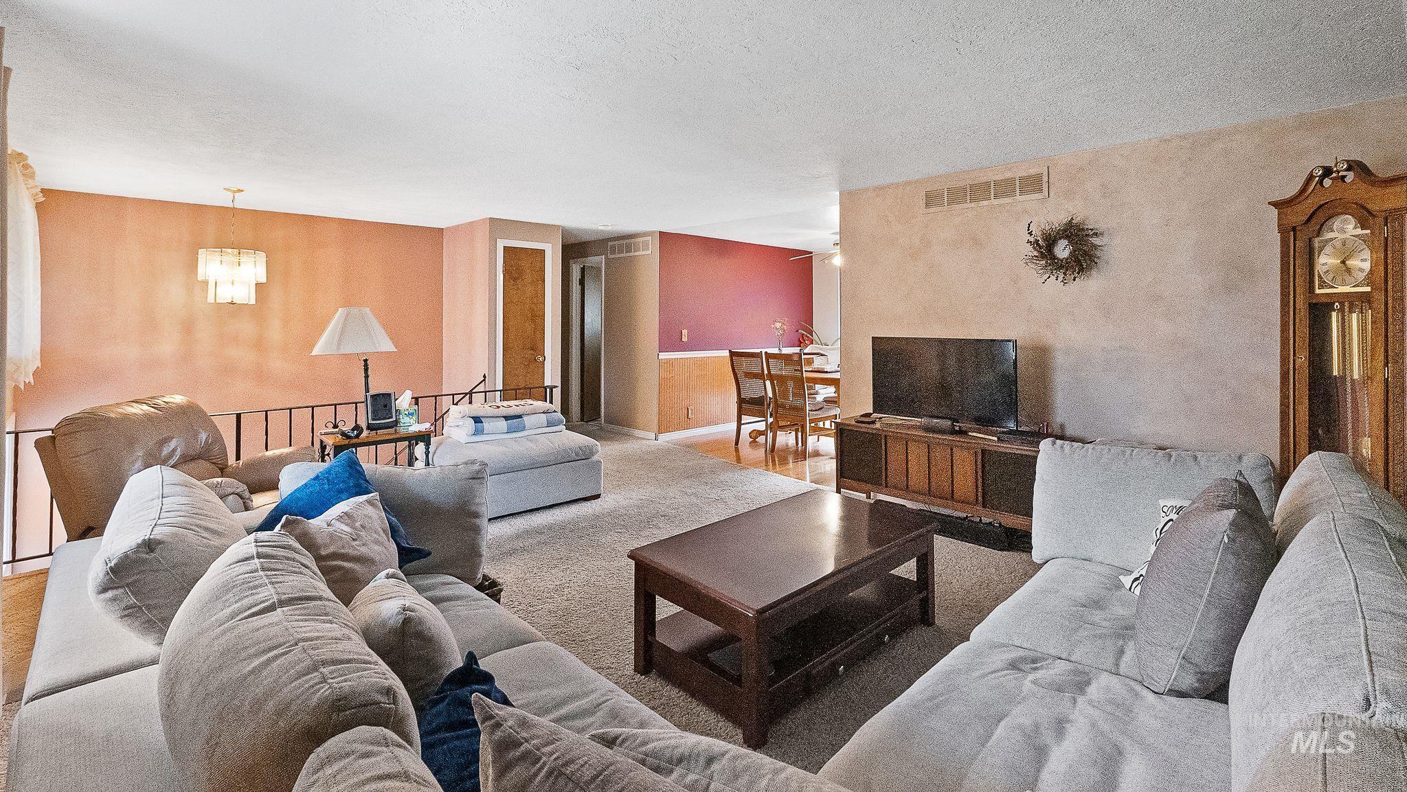 7165 W Diamond St, Boise, Idaho 83709-4942, 4 Bedrooms, 2 Bathrooms, Residential For Sale, Price $599,900, 98975605