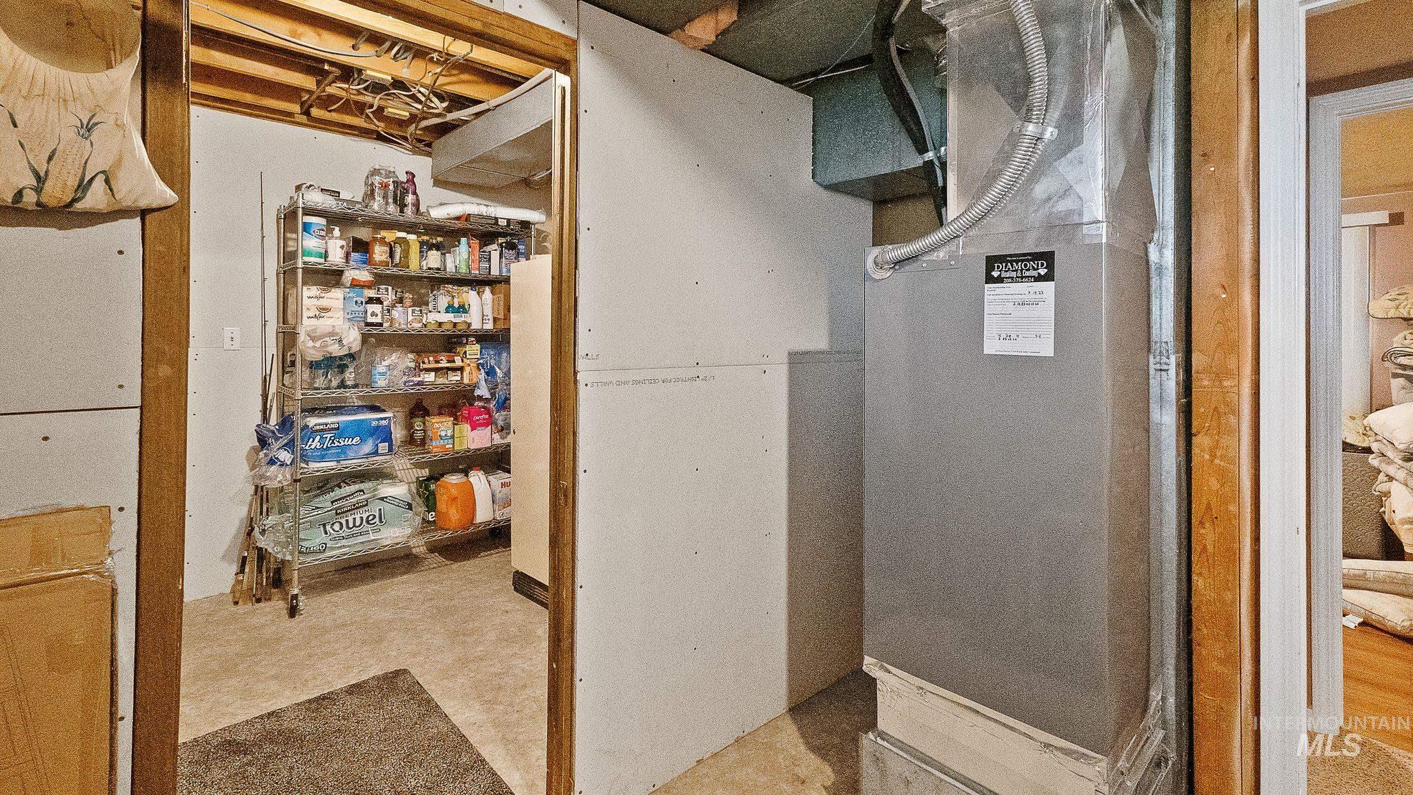 7165 W Diamond St, Boise, Idaho 83709-4942, 4 Bedrooms, 2 Bathrooms, Residential For Sale, Price $599,900, 98975605