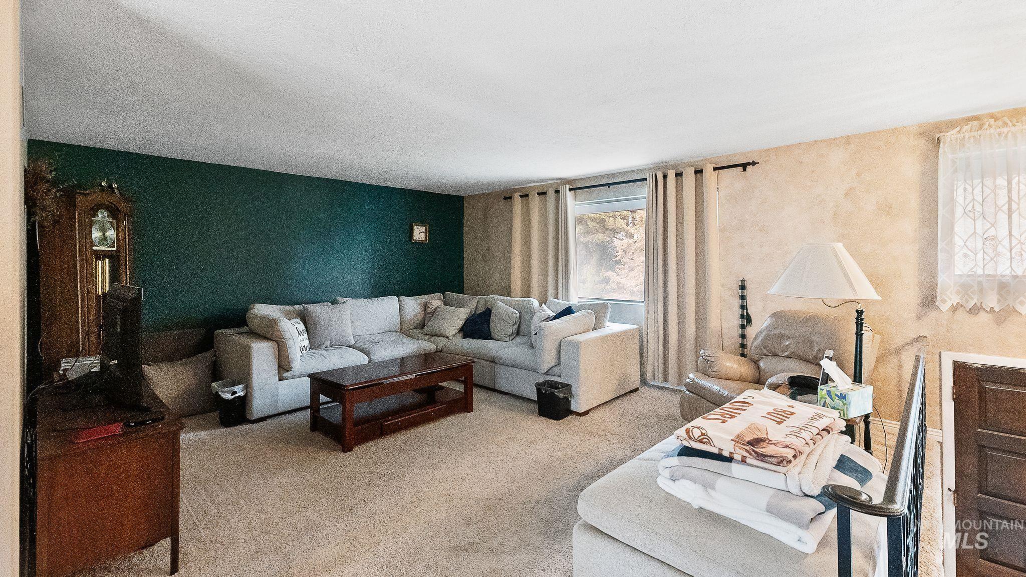 7165 W Diamond St, Boise, Idaho 83709-4942, 4 Bedrooms, 2 Bathrooms, Residential For Sale, Price $599,900, 98975605