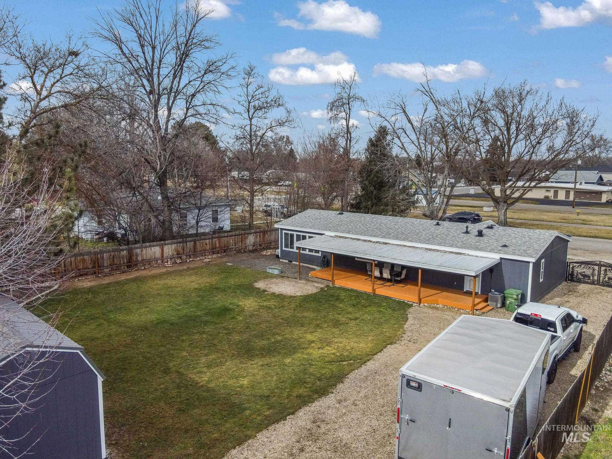 283 SE Blvd, New Plymouth, Idaho 83655, 3 Bedrooms, 2 Bathrooms, Residential For Sale, Price $340,000,MLS 98975606