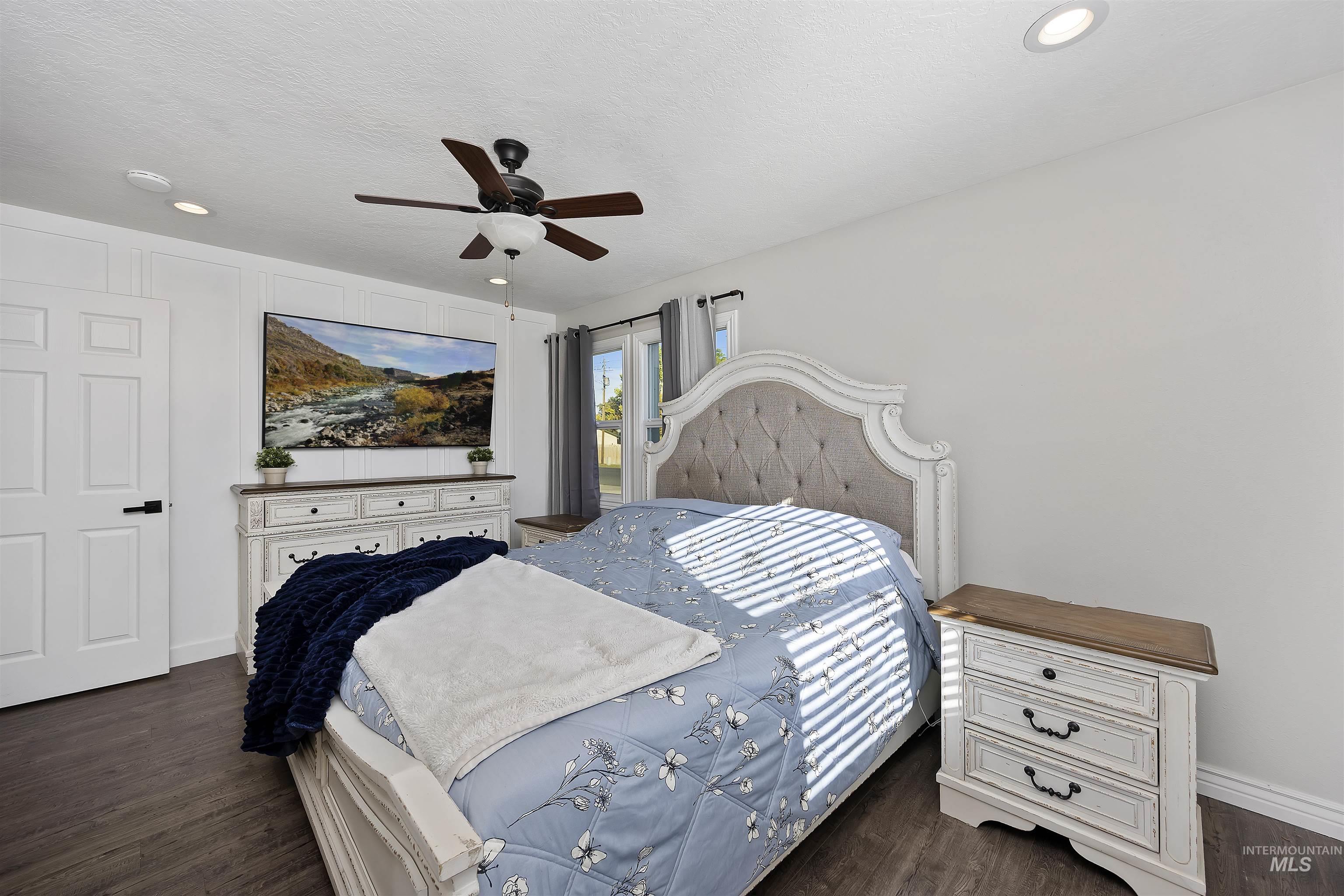 2522 Elizabeth, Twin Falls, Idaho 83301, 5 Bedrooms, 3 Bathrooms, Residential For Sale, Price $409,900,MLS 98975609