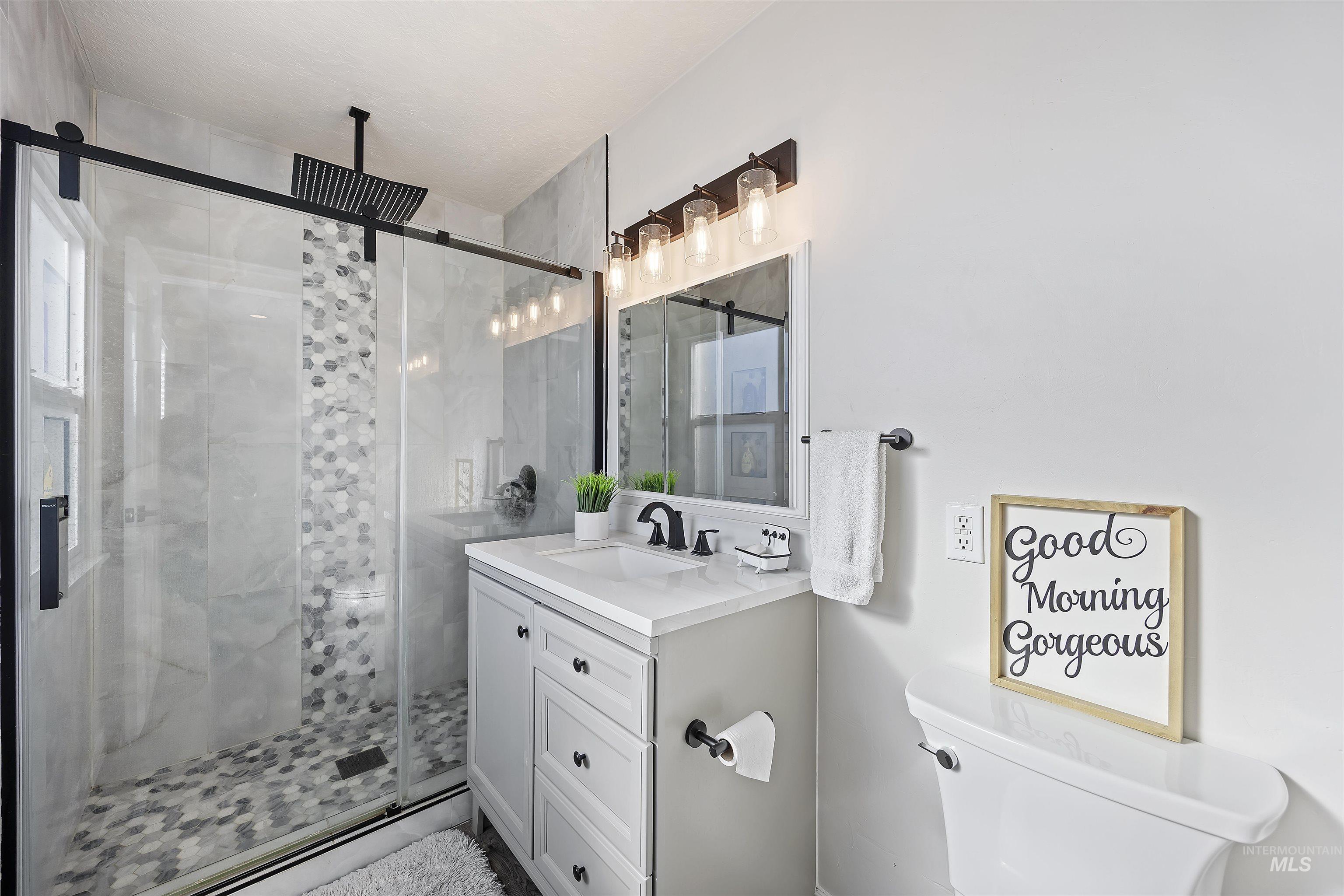 2522 Elizabeth, Twin Falls, Idaho 83301, 5 Bedrooms, 3 Bathrooms, Residential For Sale, Price $409,900,MLS 98975609