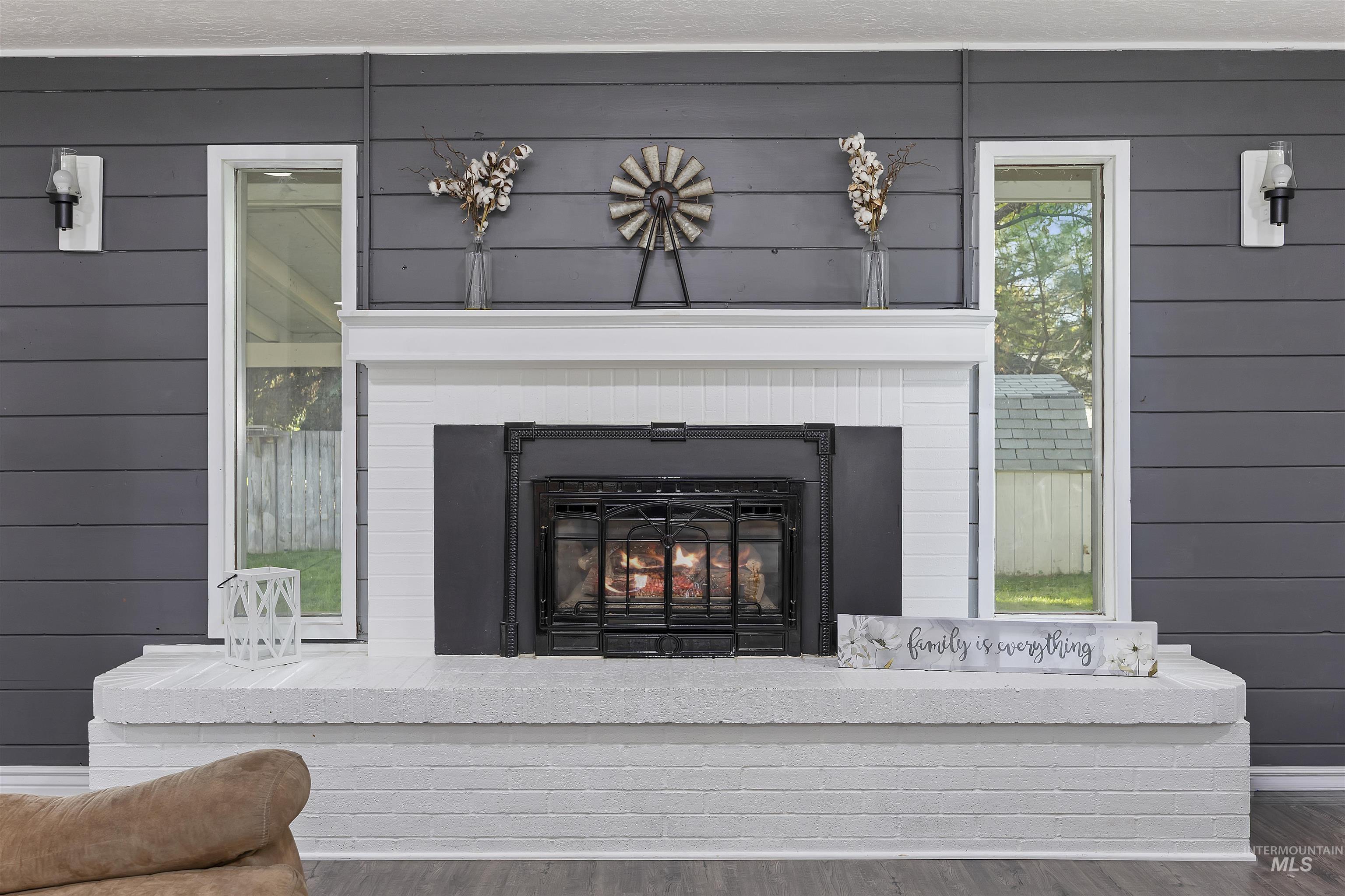 2522 Elizabeth, Twin Falls, Idaho 83301, 5 Bedrooms, 3 Bathrooms, Residential For Sale, Price $409,900,MLS 98975609