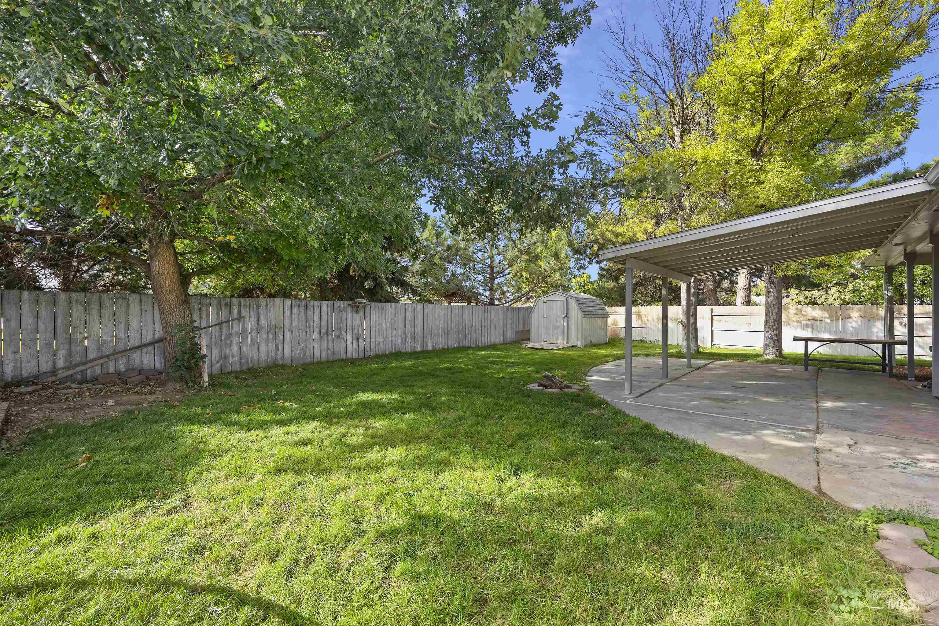 2522 Elizabeth, Twin Falls, Idaho 83301, 5 Bedrooms, 3 Bathrooms, Residential For Sale, Price $409,900,MLS 98975609