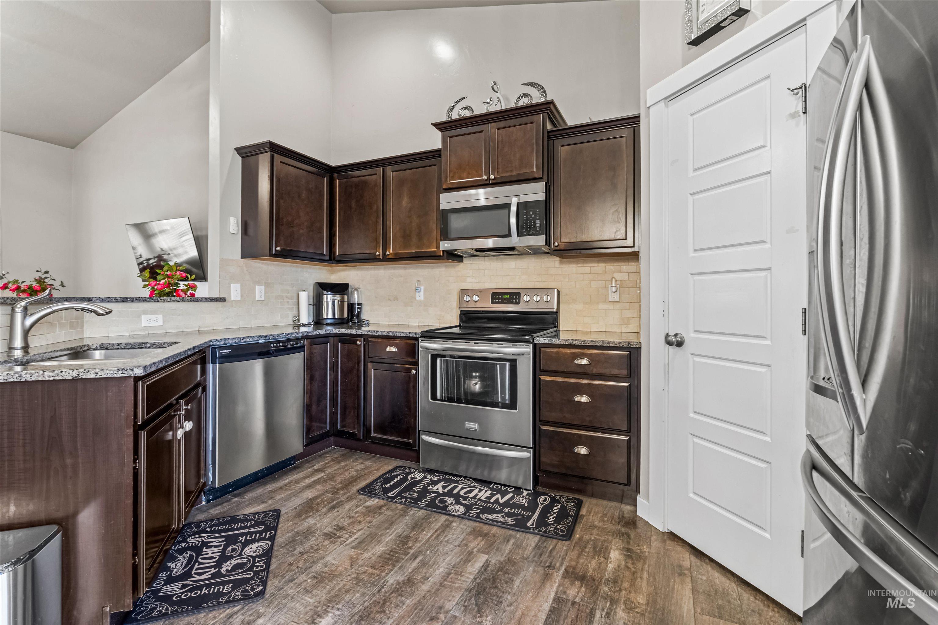 12030 W Abram St., Boise, Idaho 83713-5827, 4 Bedrooms, 2.5 Bathrooms, Residential For Sale, Price $515,000,MLS 98975612