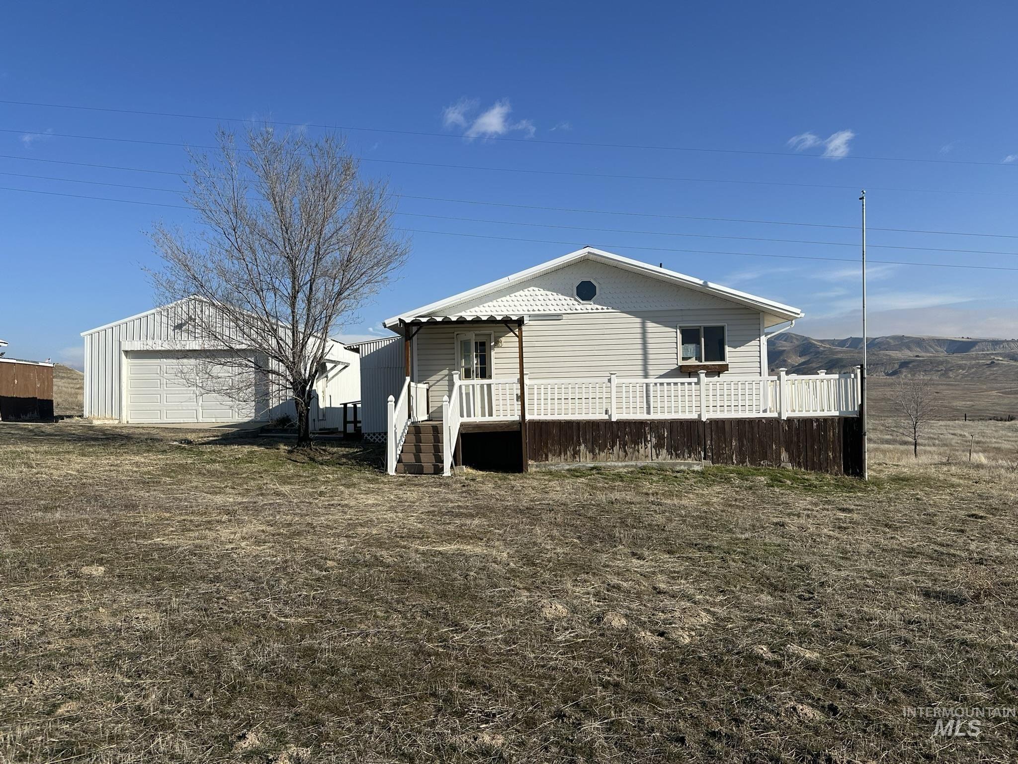 35202 Manning Creek Rd, Durkee, Oregon 97905, 3 Bedrooms, 2 Bathrooms, Residential For Sale, Price $247,000,MLS 98975613