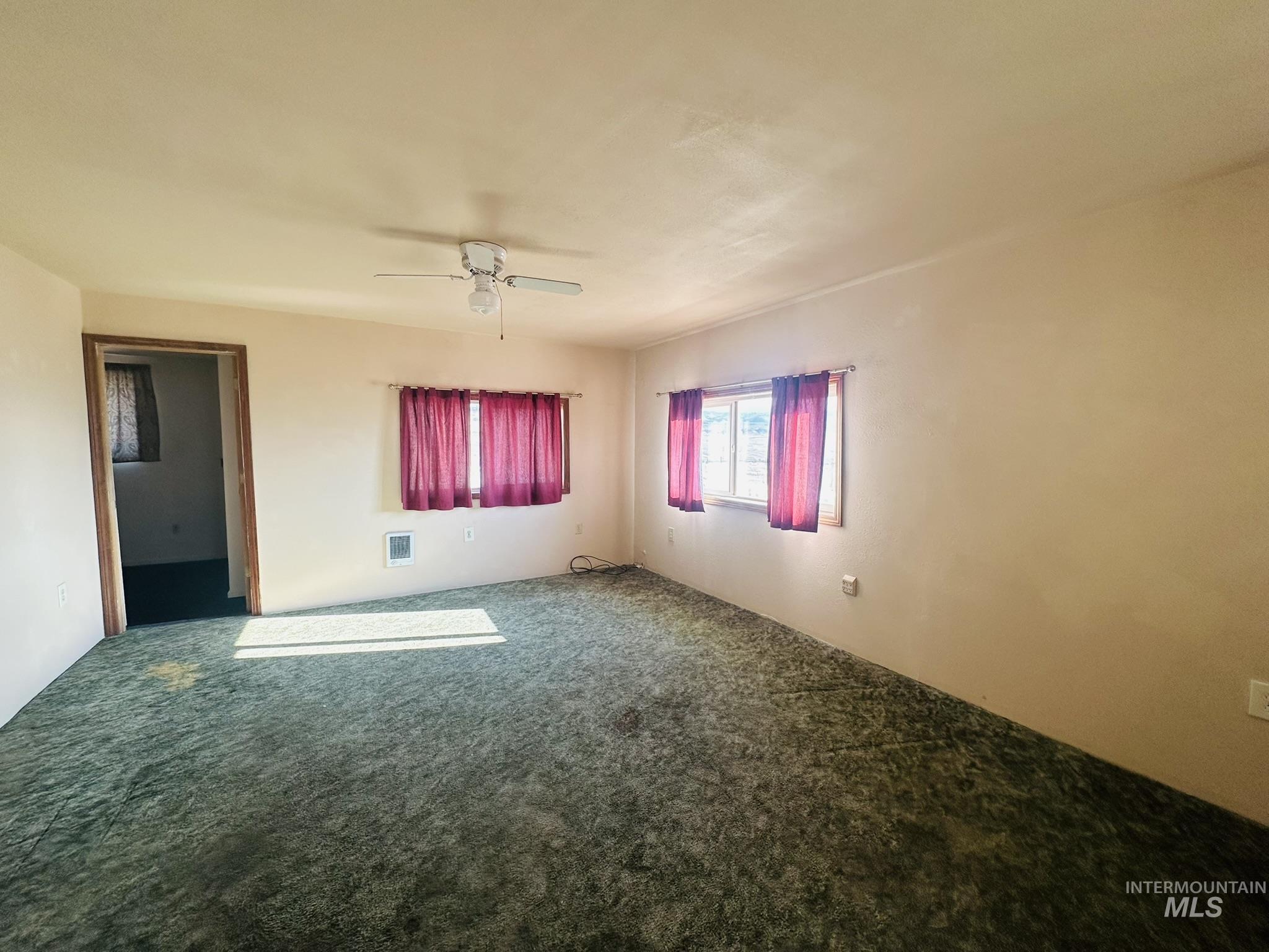 35202 Manning Creek Rd, Durkee, Oregon 97905, 3 Bedrooms, 2 Bathrooms, Residential For Sale, Price $247,000,MLS 98975613