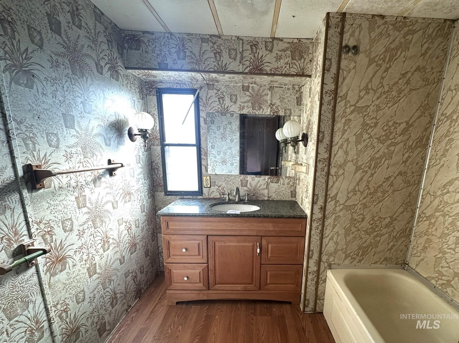 916 Victoria, Fruitland, Idaho 83619, 3 Bedrooms, 2 Bathrooms, Residential For Sale, Price $110,000,MLS 98975615