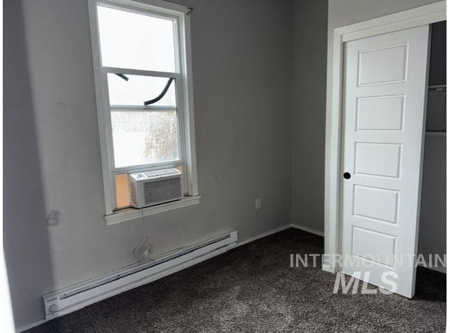 404 12th Ave N, Nampa, Idaho 83687, 3 Bedrooms, 1.5 Bathrooms, Residential For Sale, Price $275,000, 98975617