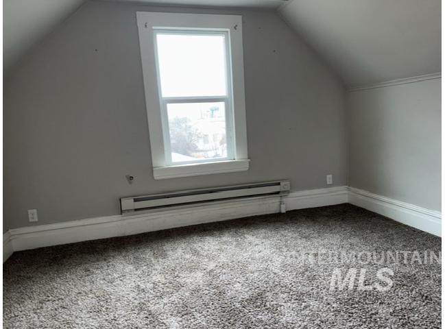 404 12th Ave N, Nampa, Idaho 83687, 3 Bedrooms, 1.5 Bathrooms, Residential For Sale, Price $275,000, 98975617