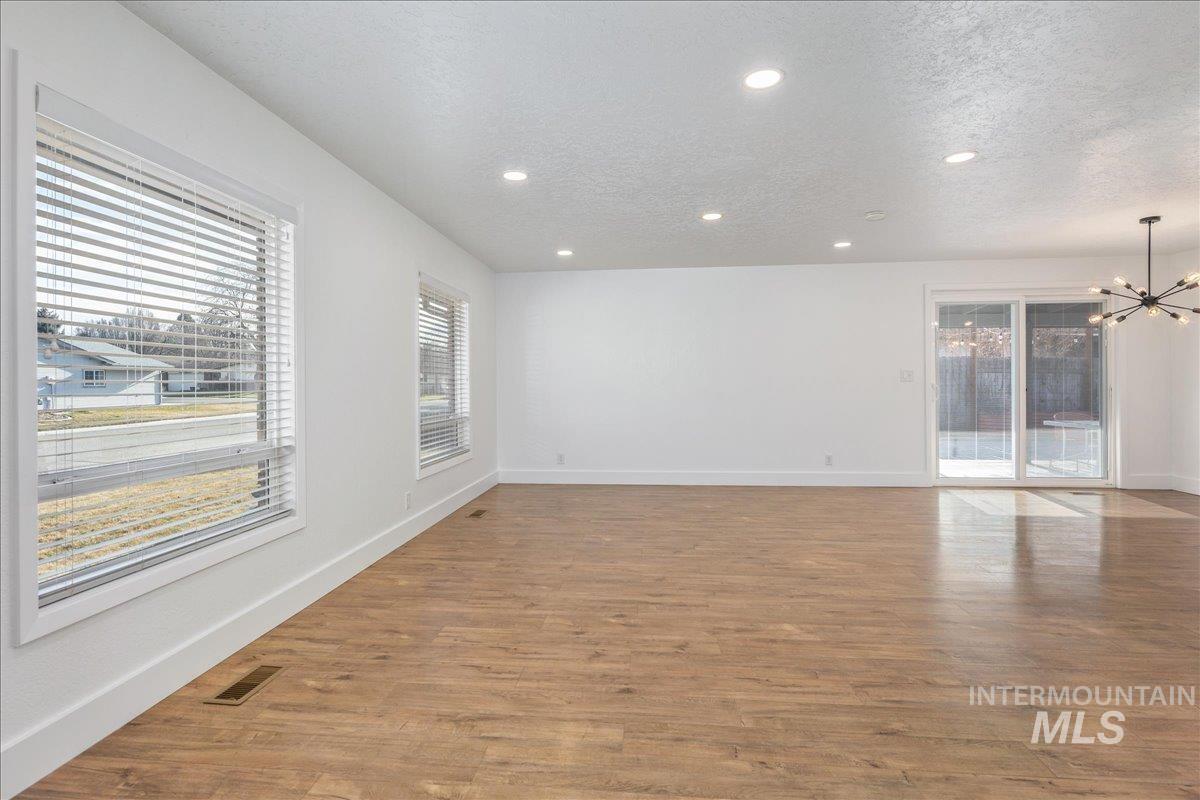 10887 W Musket St., Boise, Idaho 83713, 3 Bedrooms, 2 Bathrooms, Residential For Sale, Price $445,000,MLS 98975619