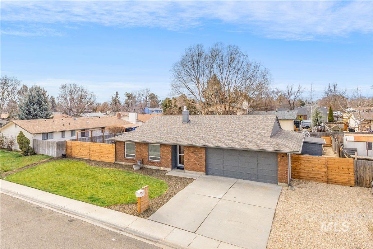 10887 W Musket St., Boise, Idaho 83713, 3 Bedrooms, 2 Bathrooms, Residential For Sale, Price $445,000,MLS 98975619