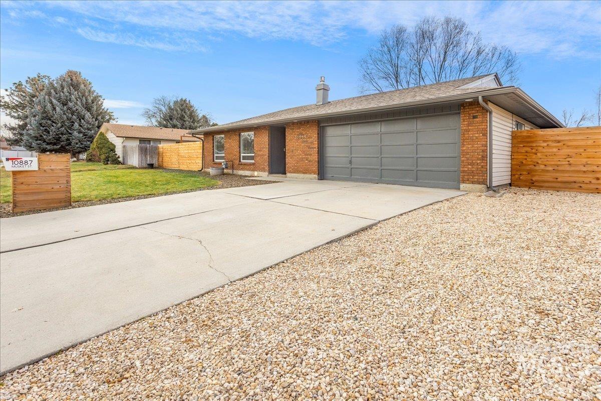 10887 W Musket St., Boise, Idaho 83713, 3 Bedrooms, 2 Bathrooms, Residential For Sale, Price $445,000,MLS 98975619