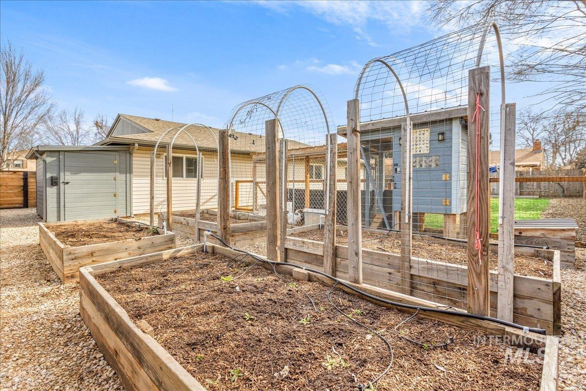 10887 W Musket St., Boise, Idaho 83713, 3 Bedrooms, 2 Bathrooms, Residential For Sale, Price $445,000,MLS 98975619