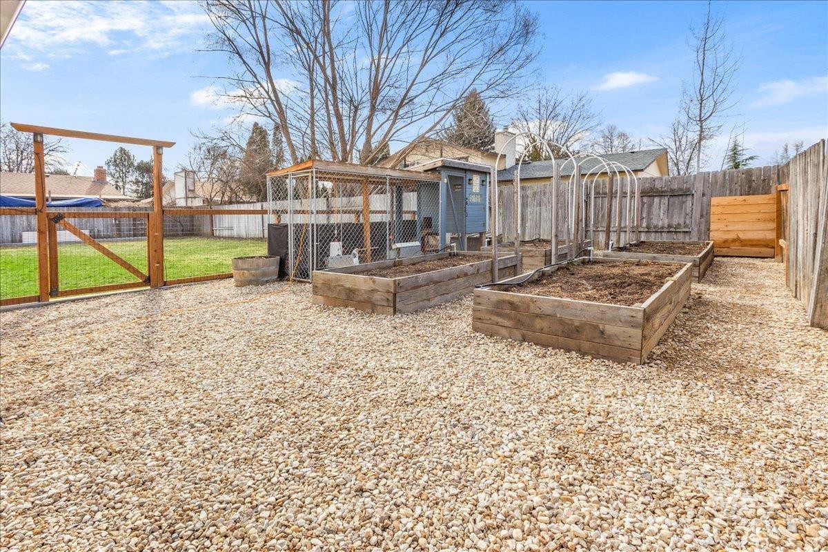 10887 W Musket St., Boise, Idaho 83713, 3 Bedrooms, 2 Bathrooms, Residential For Sale, Price $445,000,MLS 98975619