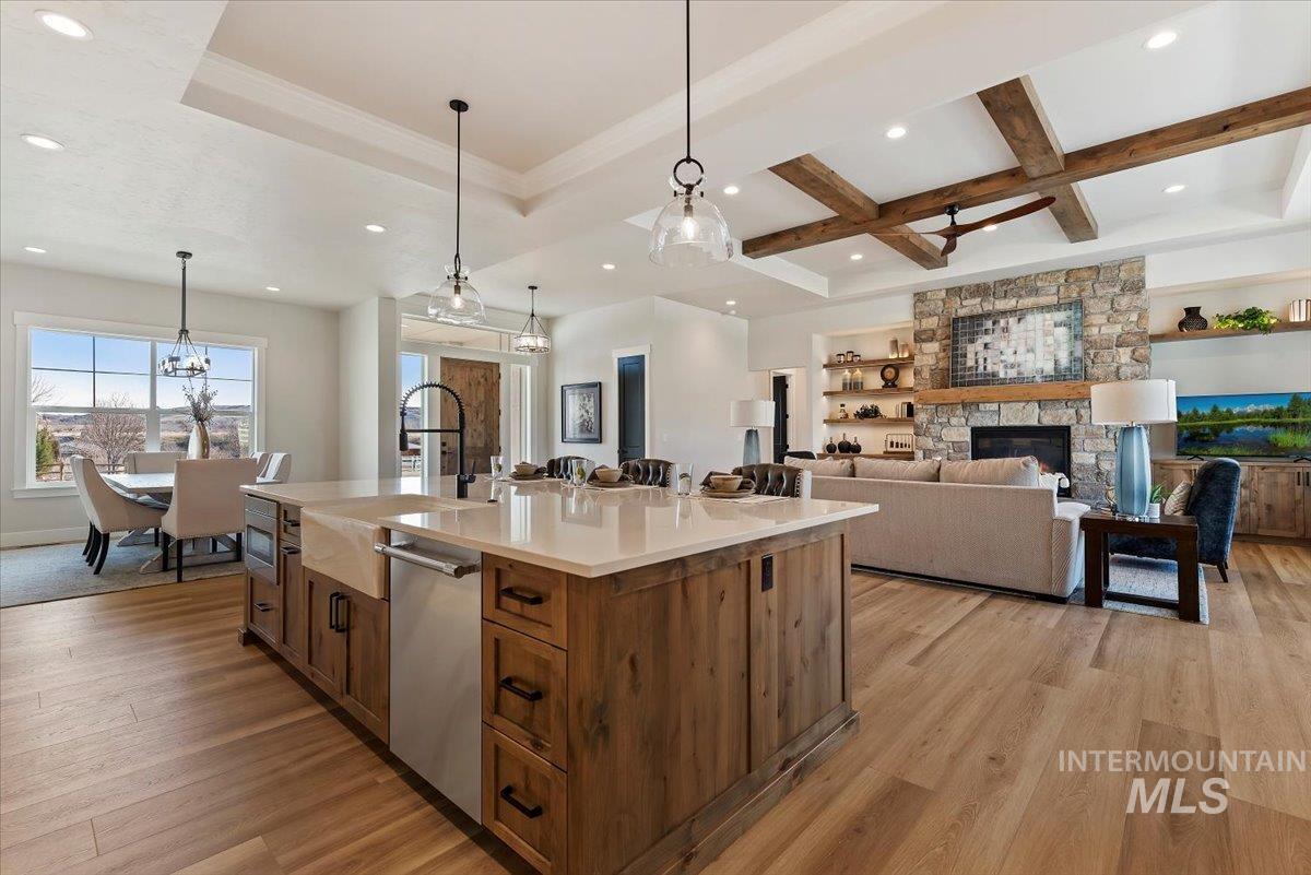 7573 Riverfront Dr, Marsing, Idaho 83639, 5 Bedrooms, 5 Bathrooms, Residential For Sale, Price $1,399,900,MLS 98975621