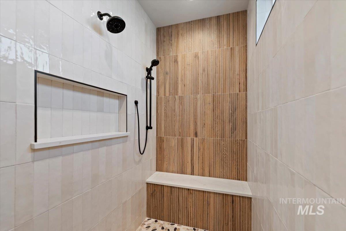 7573 Riverfront Dr, Marsing, Idaho 83639, 5 Bedrooms, 5 Bathrooms, Residential For Sale, Price $1,399,900,MLS 98975621