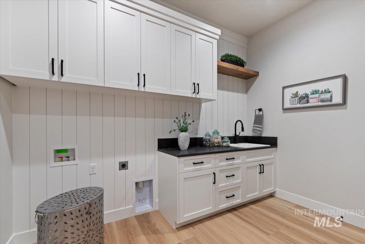 7573 Riverfront Dr, Marsing, Idaho 83639, 5 Bedrooms, 5 Bathrooms, Residential For Sale, Price $1,399,900,MLS 98975621