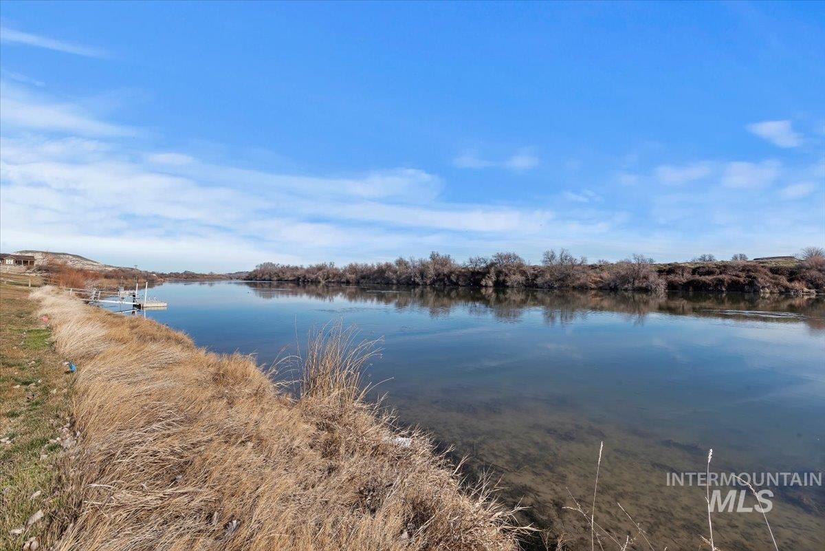 7573 Riverfront Dr, Marsing, Idaho 83639, 5 Bedrooms, 5 Bathrooms, Residential For Sale, Price $1,399,900,MLS 98975621