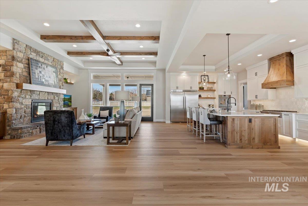 7573 Riverfront Dr, Marsing, Idaho 83639, 5 Bedrooms, 5 Bathrooms, Residential For Sale, Price $1,399,900,MLS 98975621