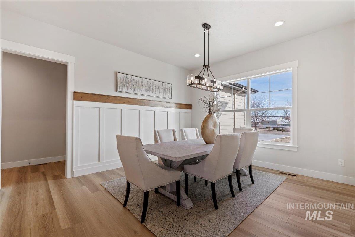 7573 Riverfront Dr, Marsing, Idaho 83639, 5 Bedrooms, 5 Bathrooms, Residential For Sale, Price $1,399,900,MLS 98975621