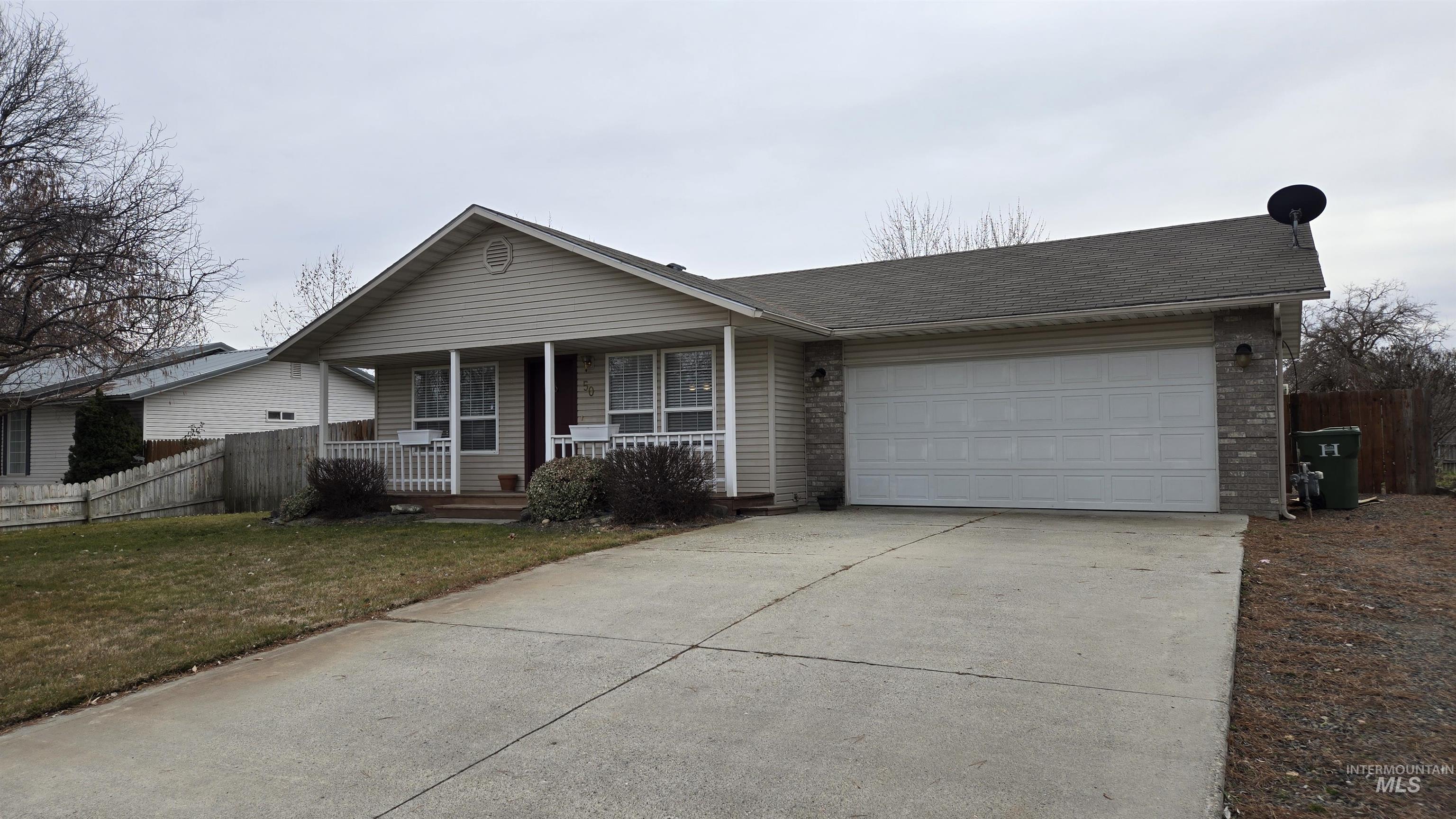 50 10th Ave. N, Payette, Idaho 83661, 3 Bedrooms, 2 Bathrooms, Residential For Sale, Price $325,000,MLS 98975624