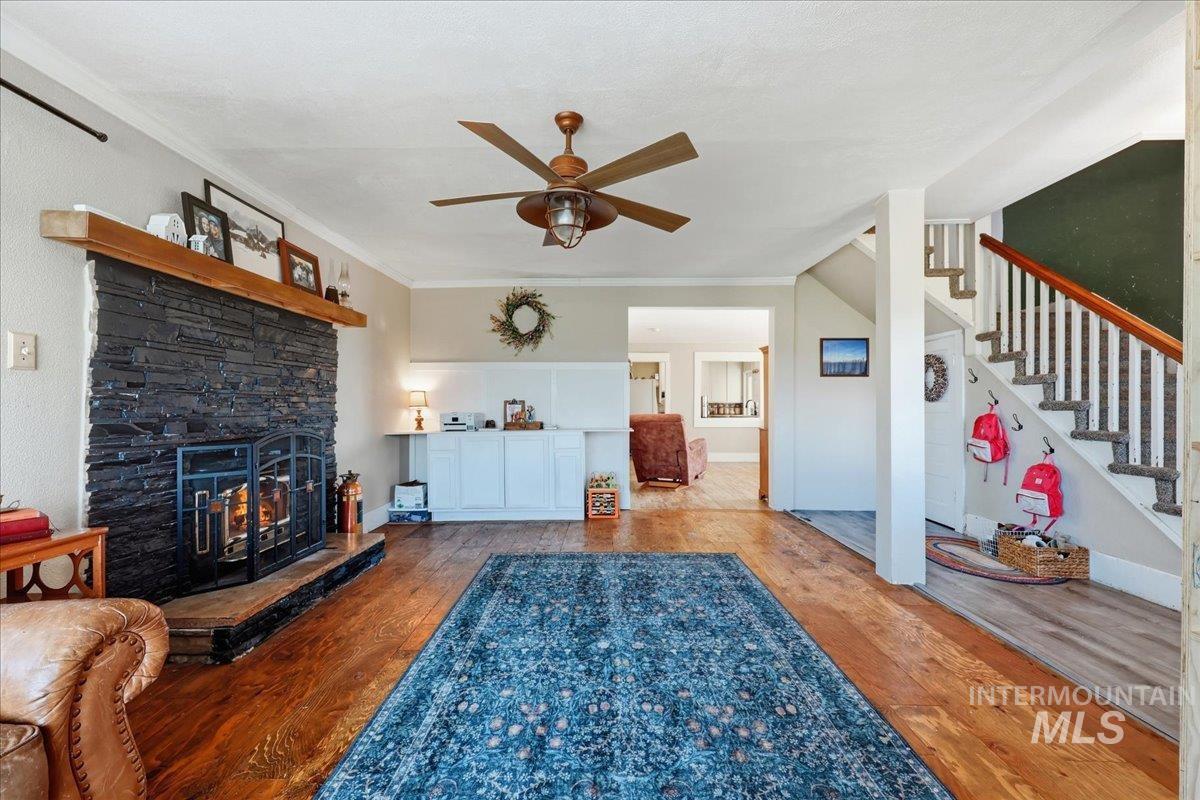 148 Glascock, Weiser, Idaho 83672, 4 Bedrooms, 2 Bathrooms, Residential For Sale, Price $419,000,MLS 98975625