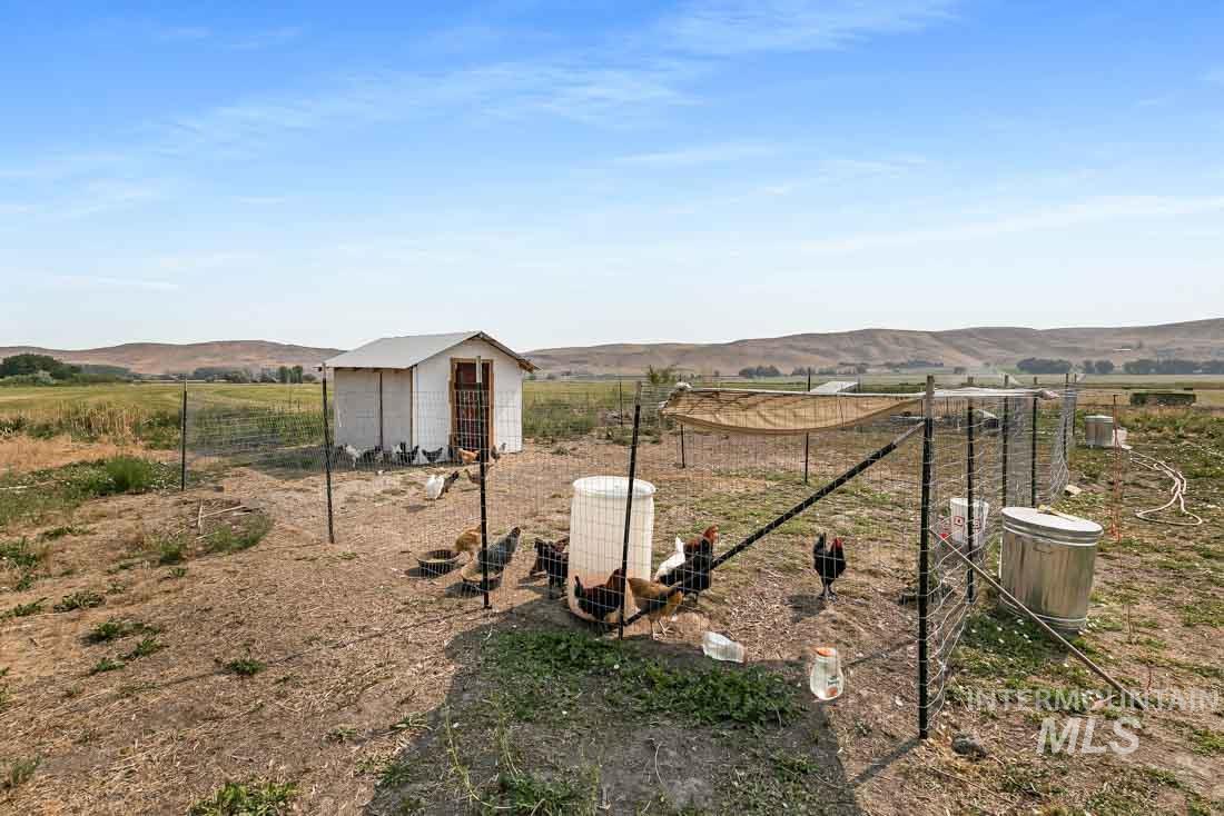 148 Glascock, Weiser, Idaho 83672, 4 Bedrooms, 2 Bathrooms, Residential For Sale, Price $419,000,MLS 98975625