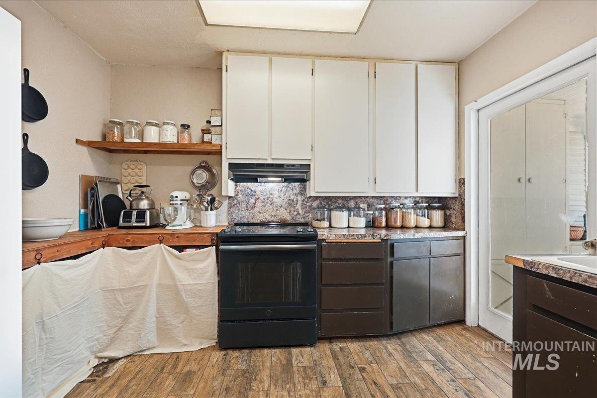 148 Glascock, Weiser, Idaho 83672, 4 Bedrooms, 2 Bathrooms, Residential For Sale, Price $419,000,MLS 98975625