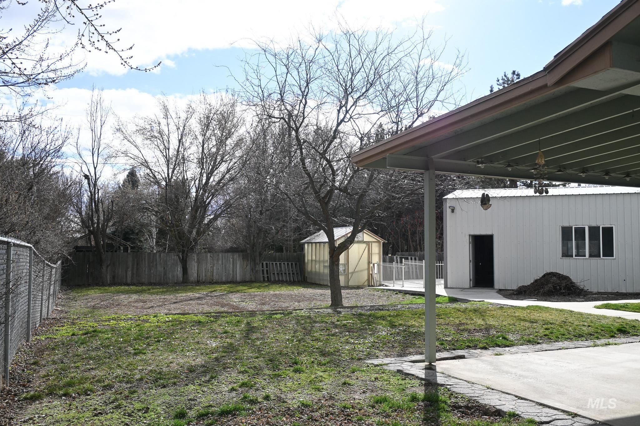 8969 W Kiowa Dr, Boise, Idaho 83709, 3 Bedrooms, 2 Bathrooms, Residential For Sale, Price $450,000,MLS 98975631