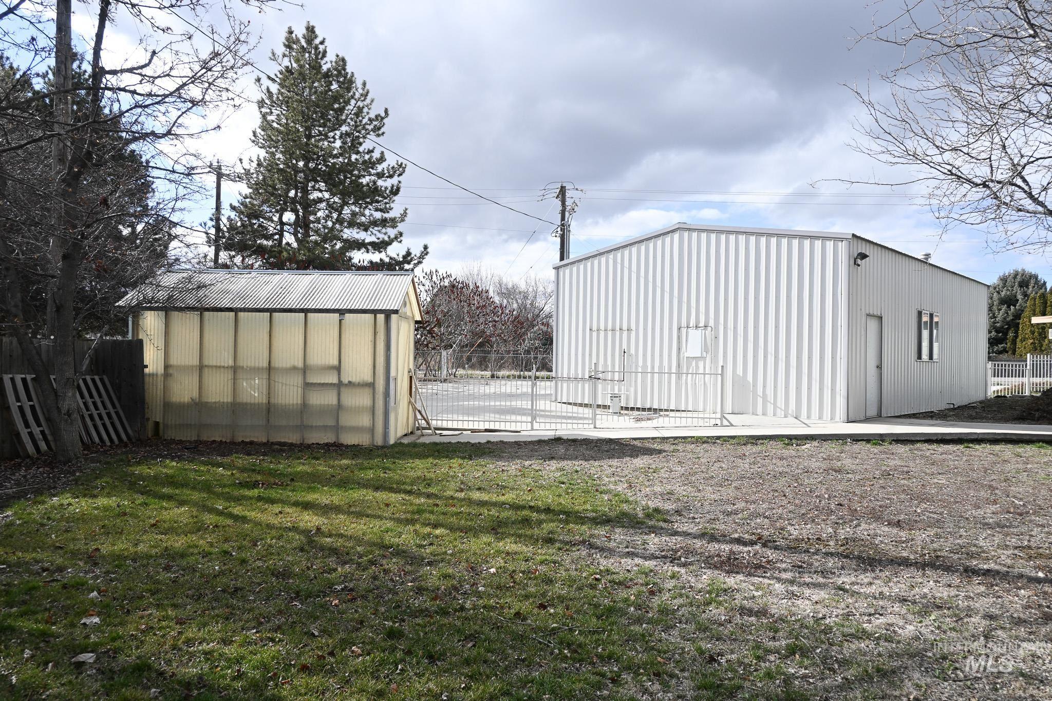 8969 W Kiowa Dr, Boise, Idaho 83709, 3 Bedrooms, 2 Bathrooms, Residential For Sale, Price $450,000,MLS 98975631