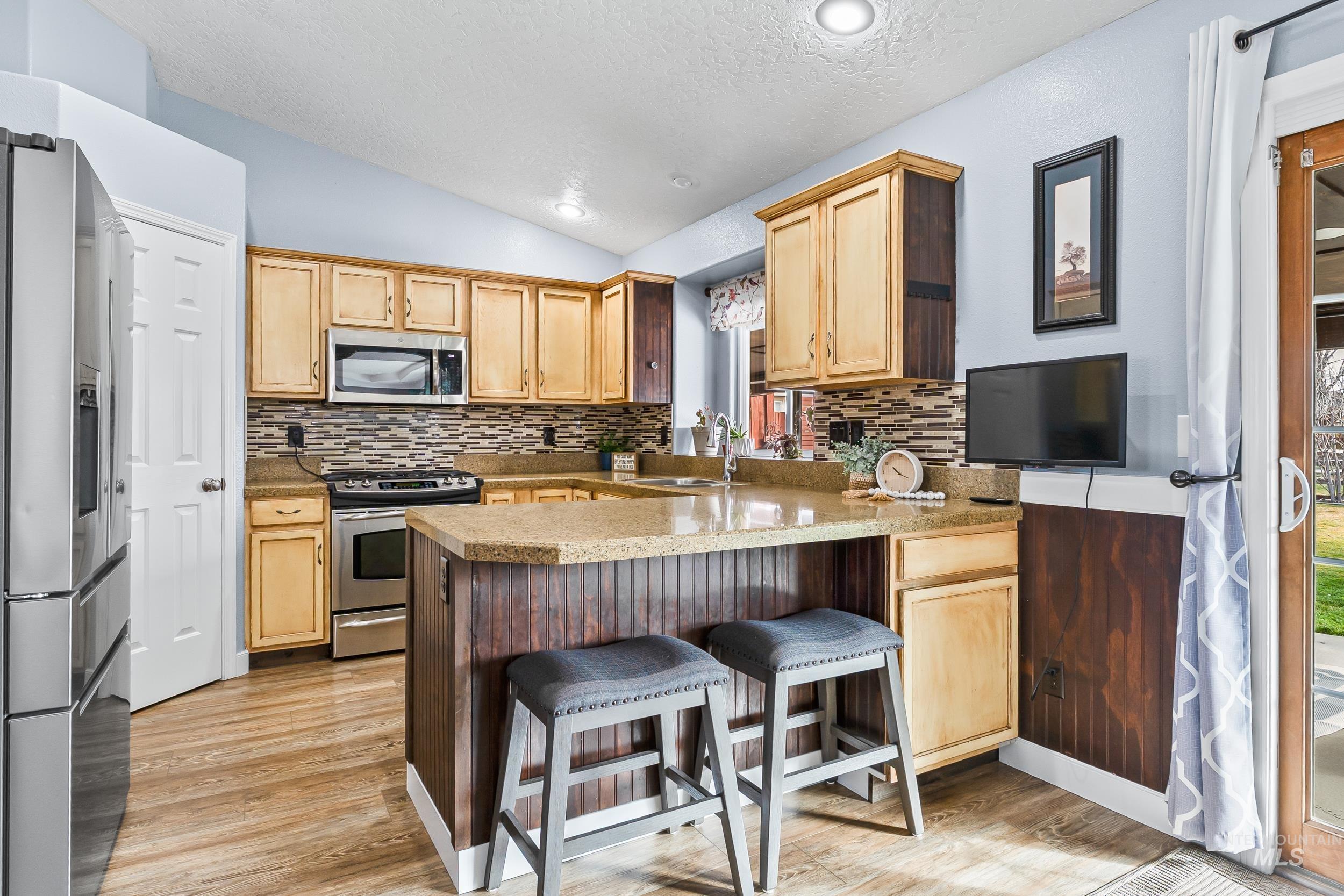 528 N Elizabeth, Star, Idaho 83669, 3 Bedrooms, 2 Bathrooms, Residential For Sale, Price $472,990,MLS 98975632