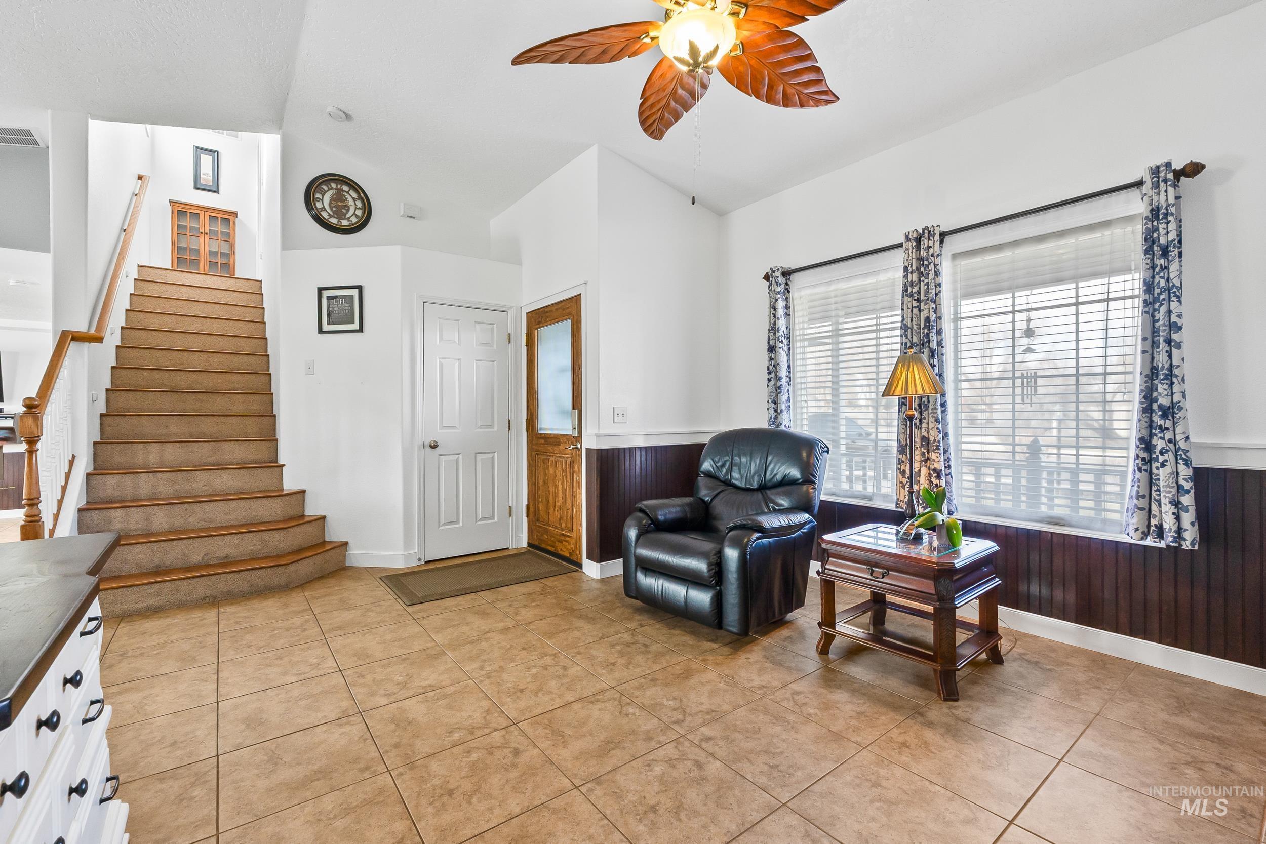 528 N Elizabeth, Star, Idaho 83669, 3 Bedrooms, 2 Bathrooms, Residential For Sale, Price $472,990,MLS 98975632