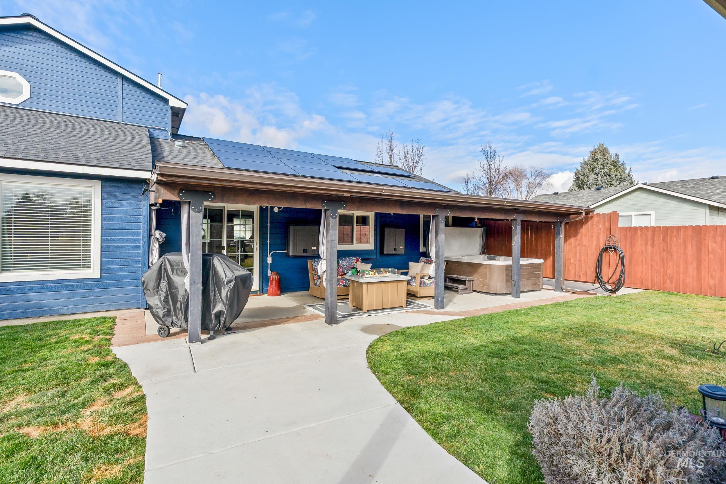 528 N Elizabeth, Star, Idaho 83669, 3 Bedrooms, 2 Bathrooms, Residential For Sale, Price $472,990,MLS 98975632