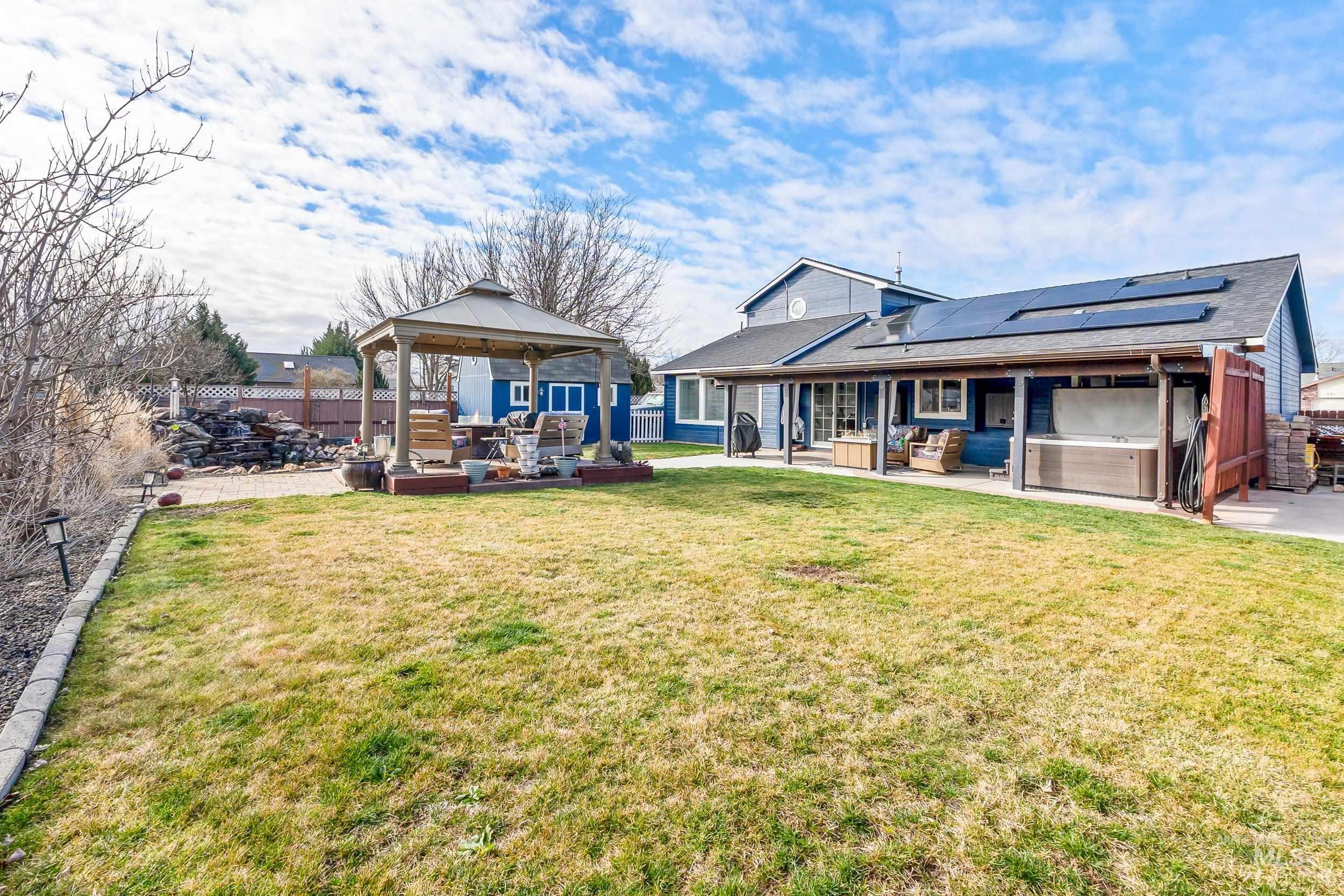 528 N Elizabeth, Star, Idaho 83669, 3 Bedrooms, 2 Bathrooms, Residential For Sale, Price $472,990,MLS 98975632