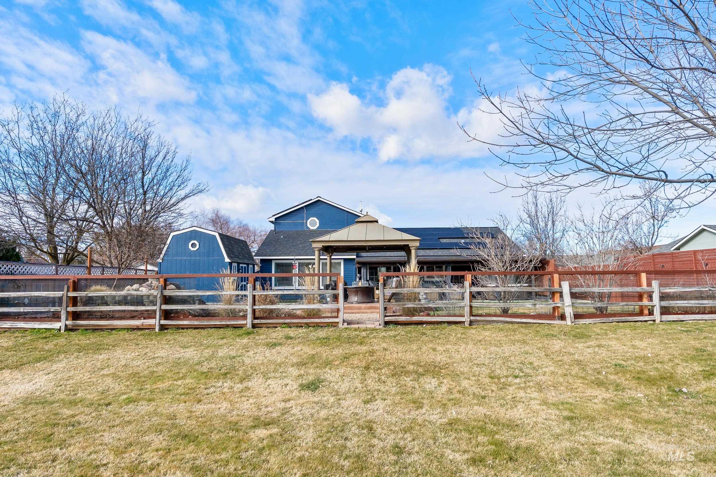 528 N Elizabeth, Star, Idaho 83669, 3 Bedrooms, 2 Bathrooms, Residential For Sale, Price $472,990,MLS 98975632