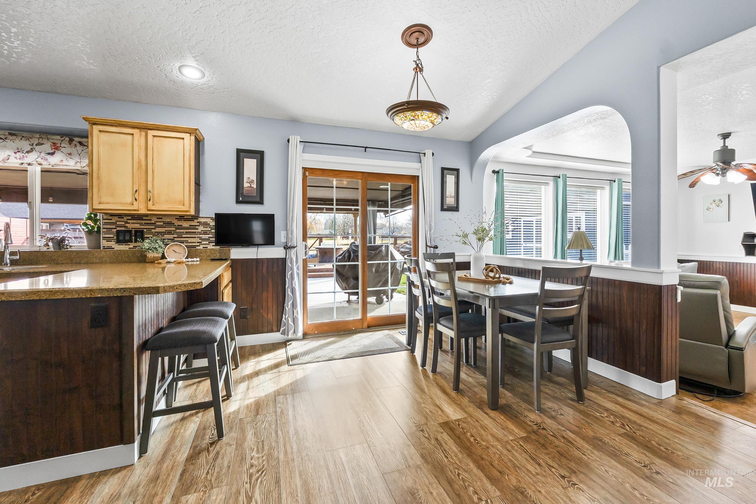 528 N Elizabeth, Star, Idaho 83669, 3 Bedrooms, 2 Bathrooms, Residential For Sale, Price $472,990,MLS 98975632